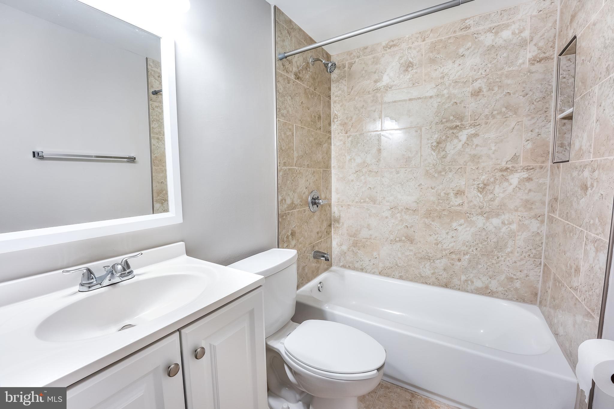 DALE CITY - Residential