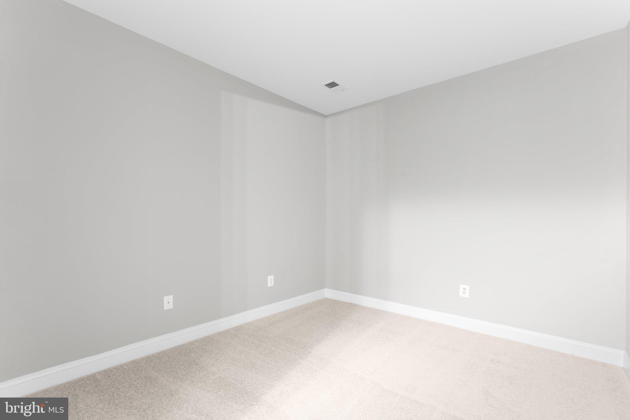 FIELDSTONE AT RIVER HILL - Residential