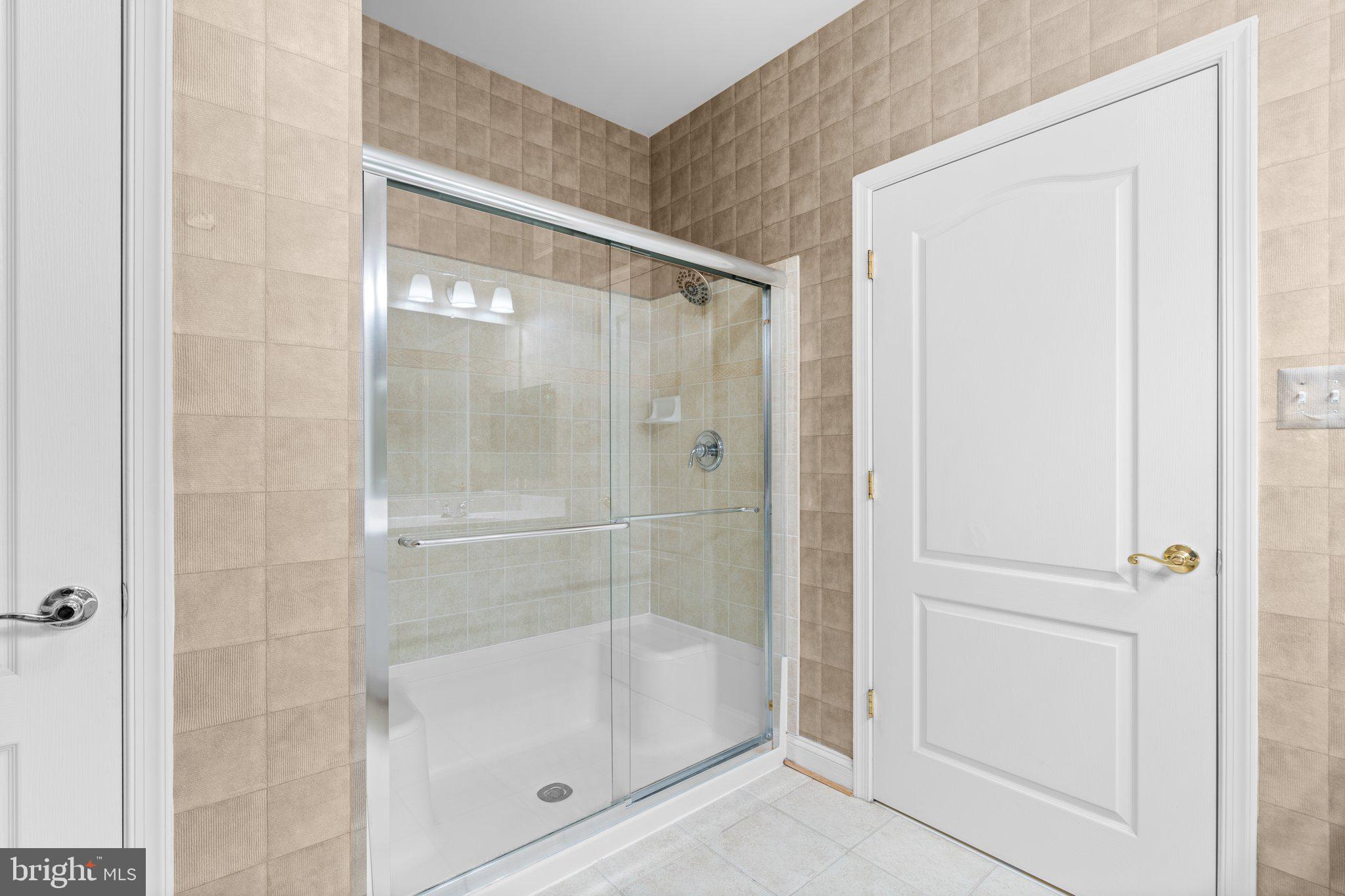 FIELDSTONE AT RIVER HILL - Residential