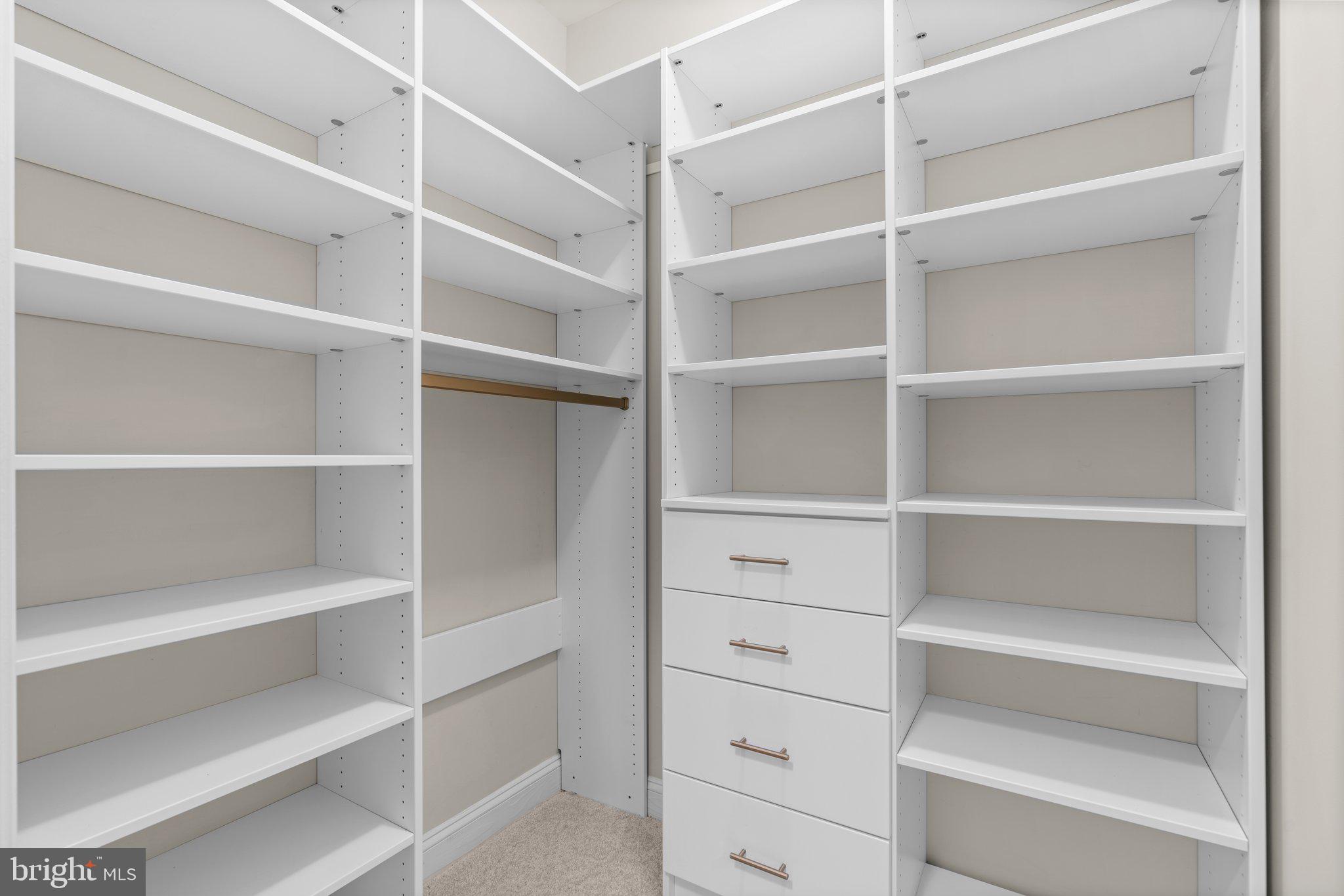 FIELDSTONE AT RIVER HILL - Residential