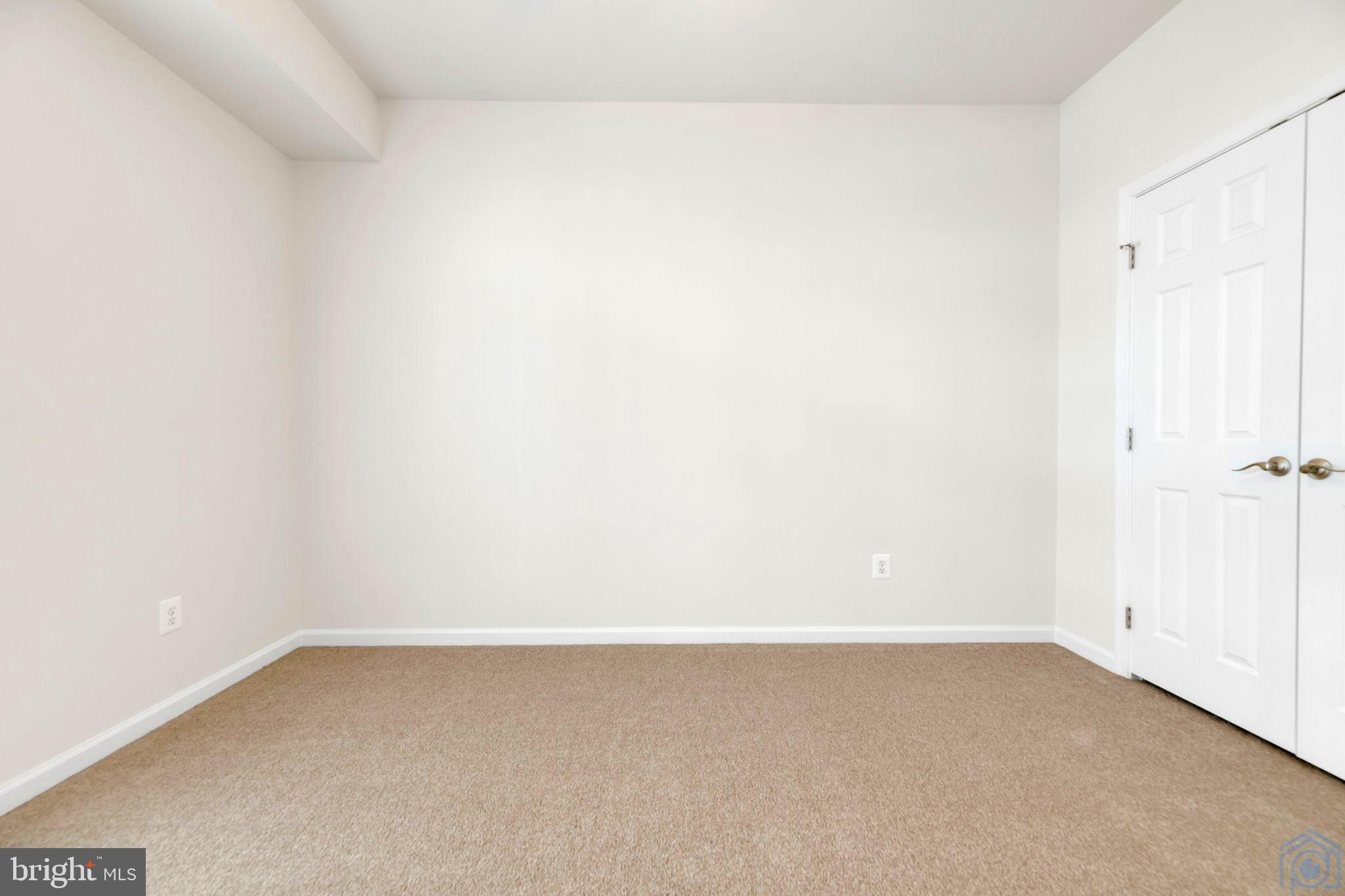 POTOMAC CLUB II - Residential