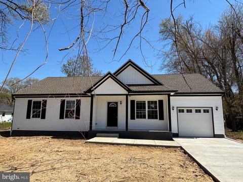 12 PARK ROAD PENNSVILLE NJ 08070