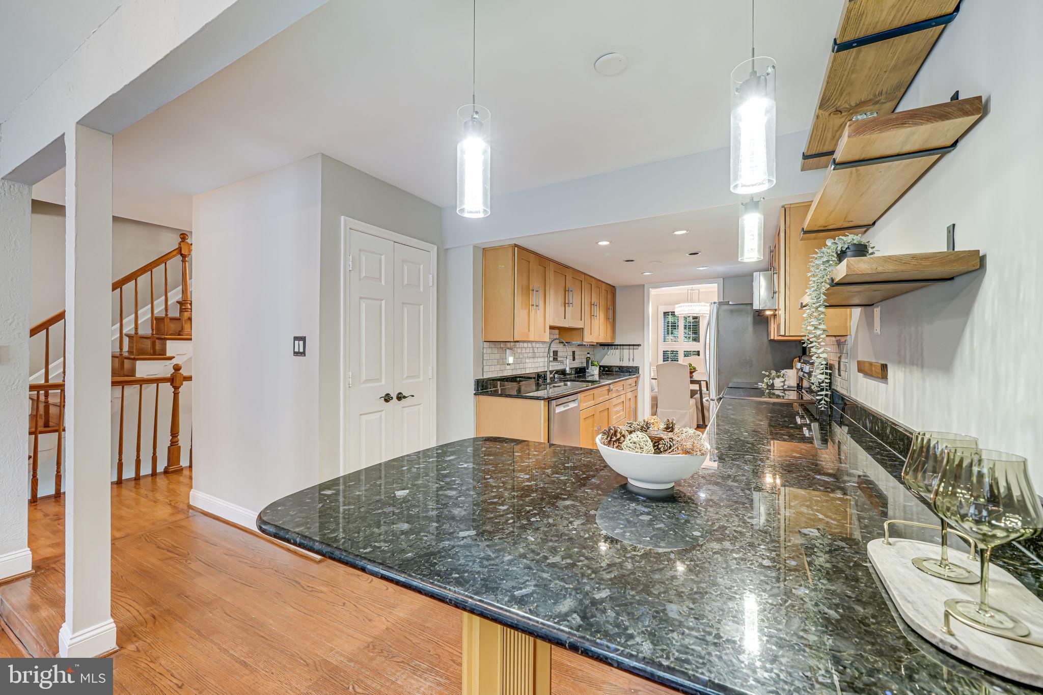 STRATTON COMMONS - Residential