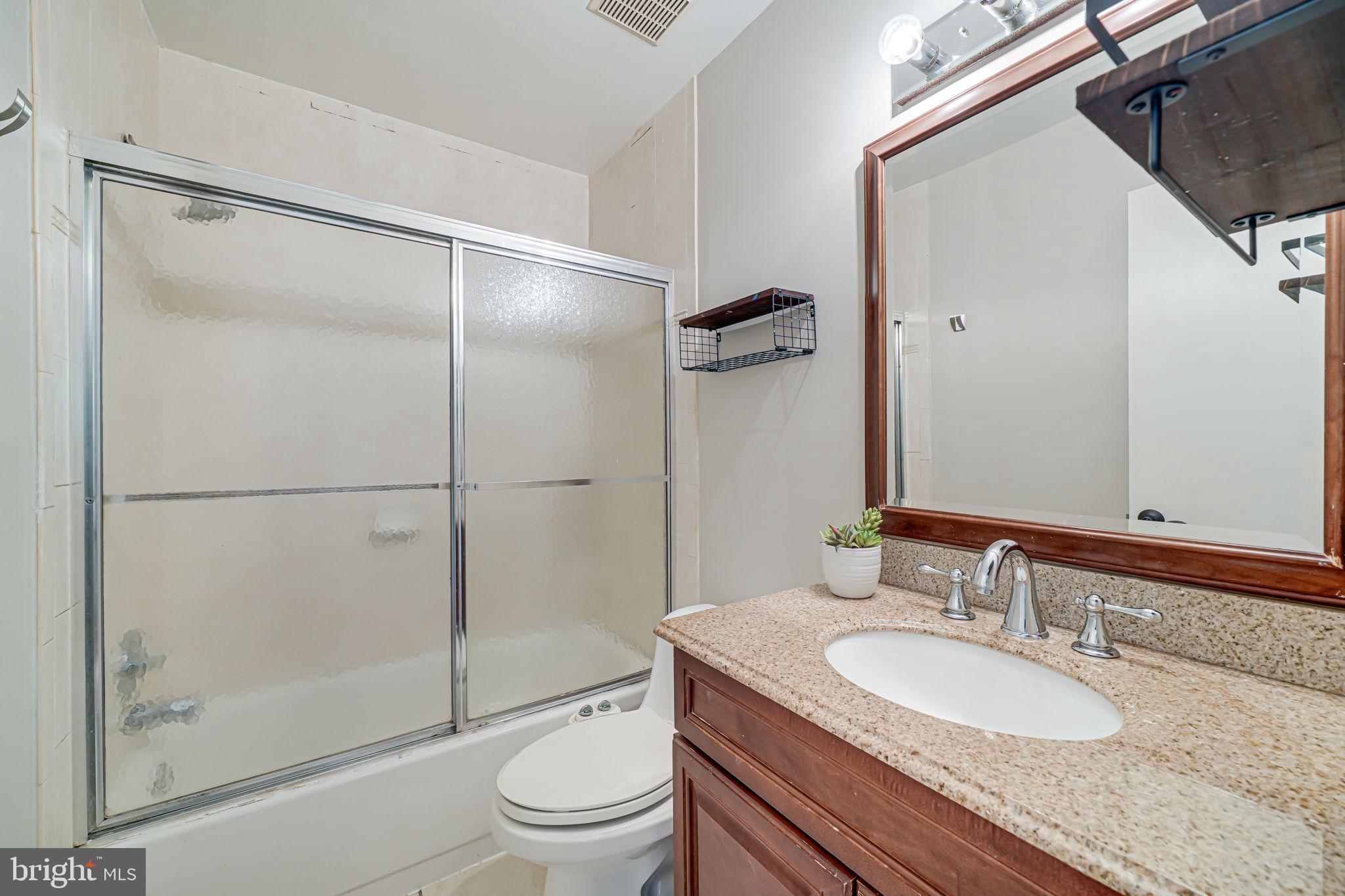 STRATTON COMMONS - Residential