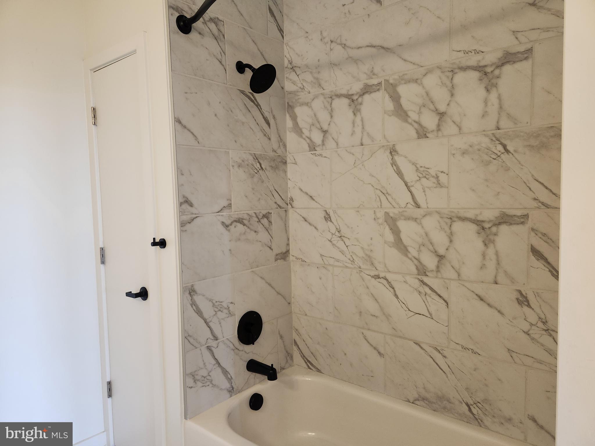 DOWNTOWN FREDERICKSBURG - Residential Lease