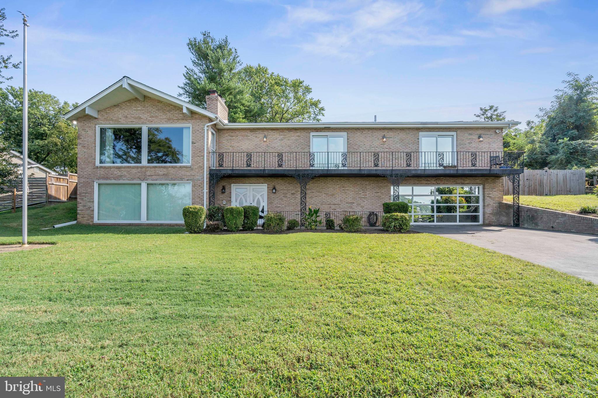 INDIAN QUEEN ESTATES - Residential