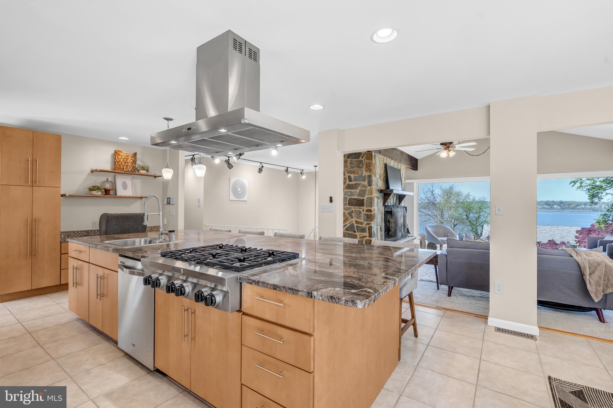 INDIAN QUEEN ESTATES - Residential