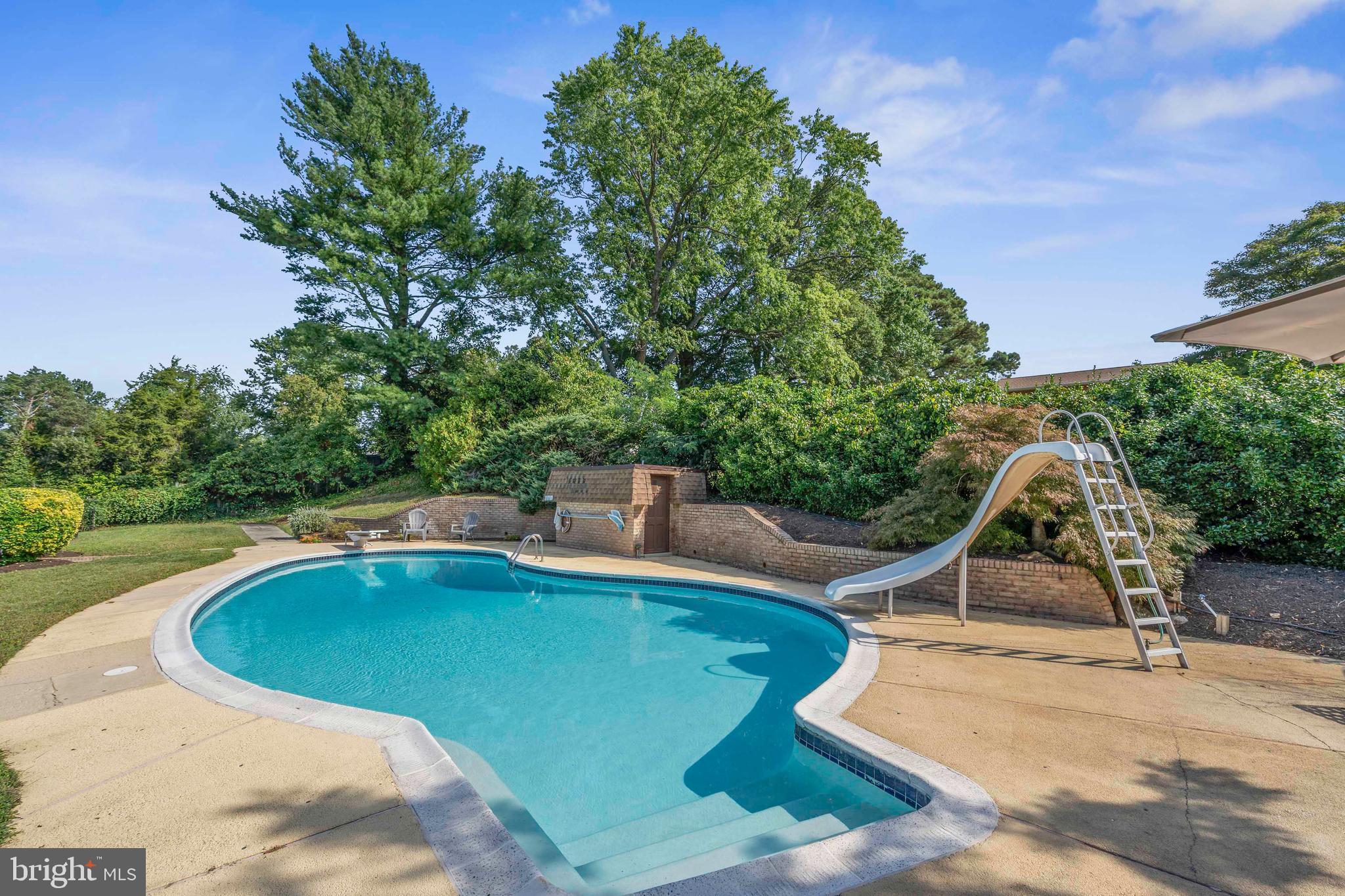 INDIAN QUEEN ESTATES - Residential