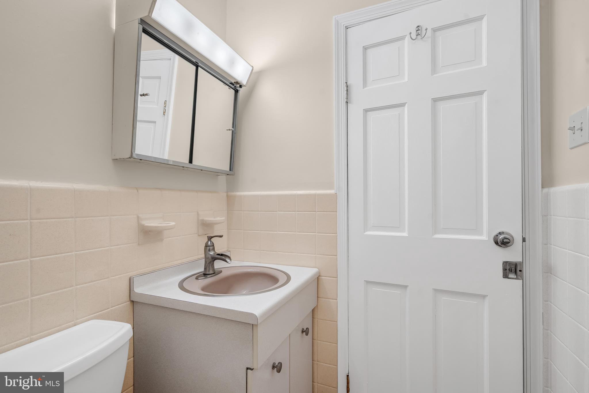 INDIAN QUEEN ESTATES - Residential