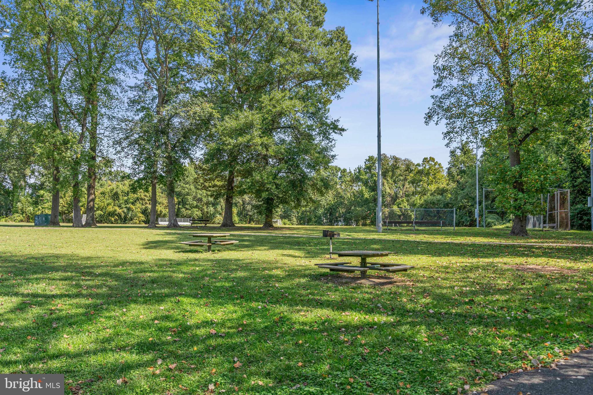 INDIAN QUEEN ESTATES - Residential