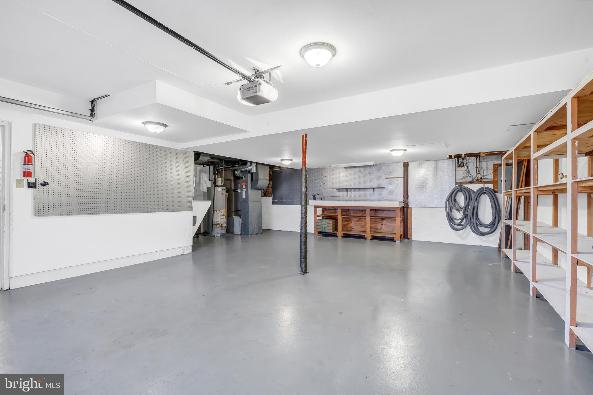 INDIAN QUEEN ESTATES - Residential