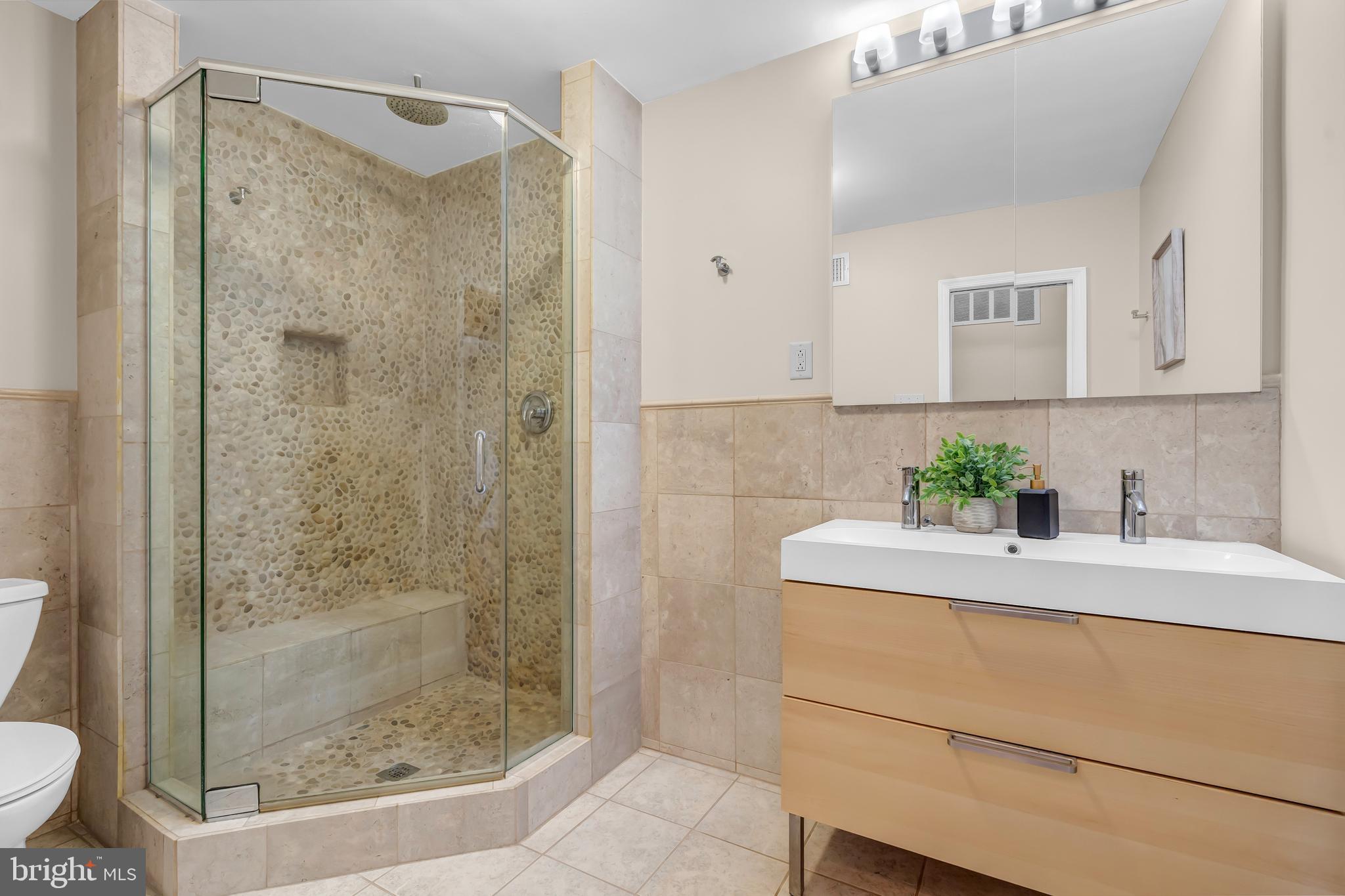 INDIAN QUEEN ESTATES - Residential