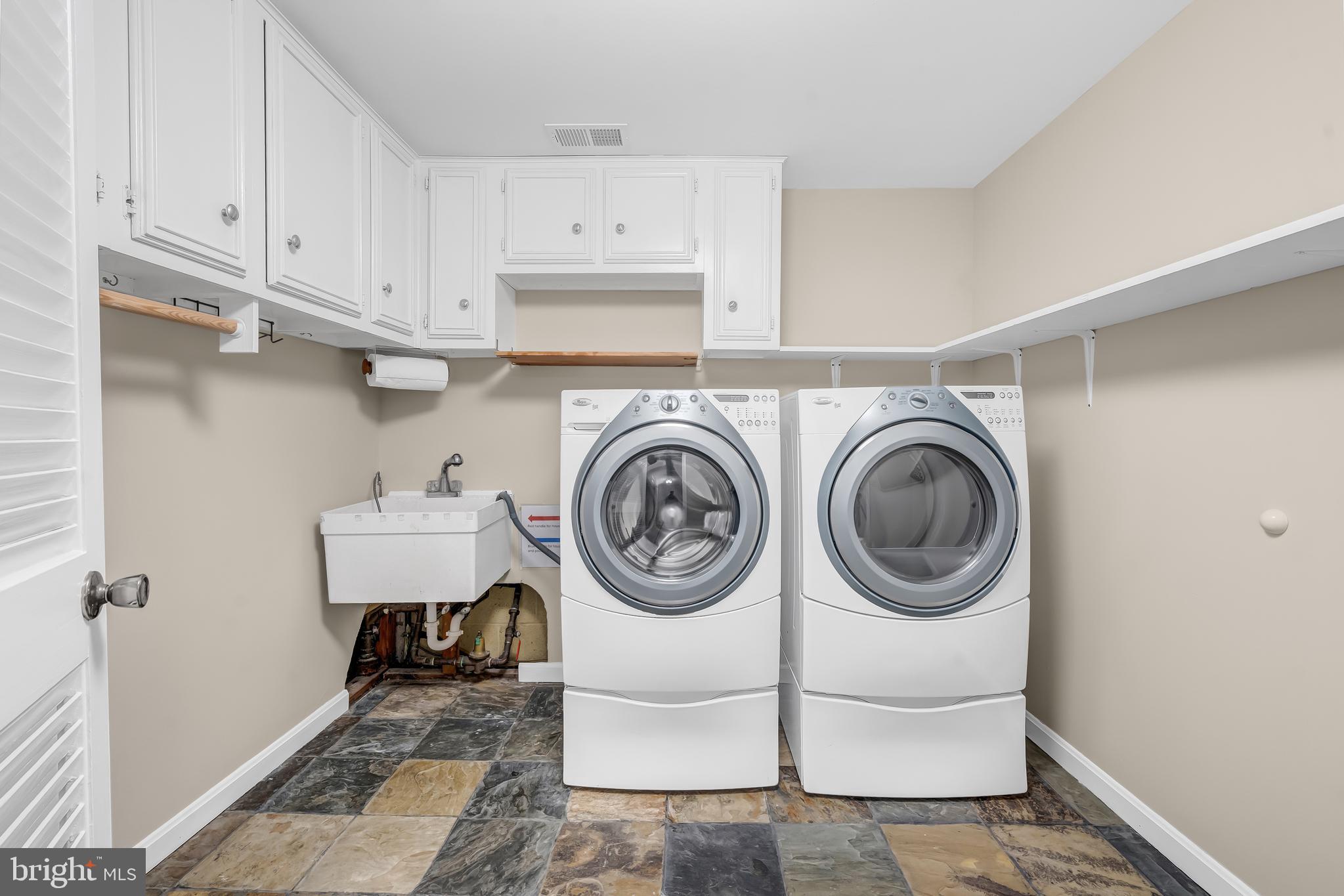 INDIAN QUEEN ESTATES - Residential