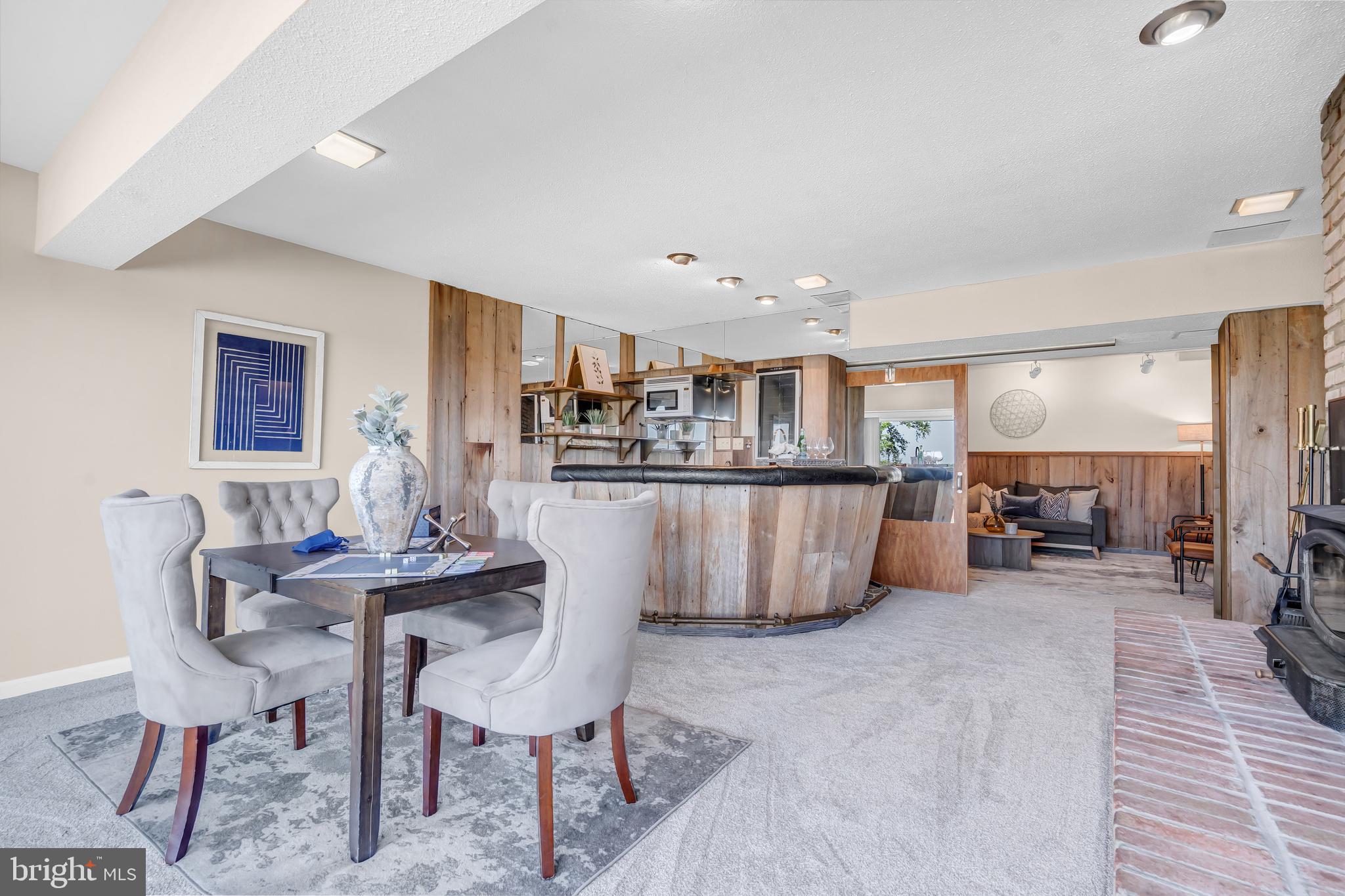 INDIAN QUEEN ESTATES - Residential