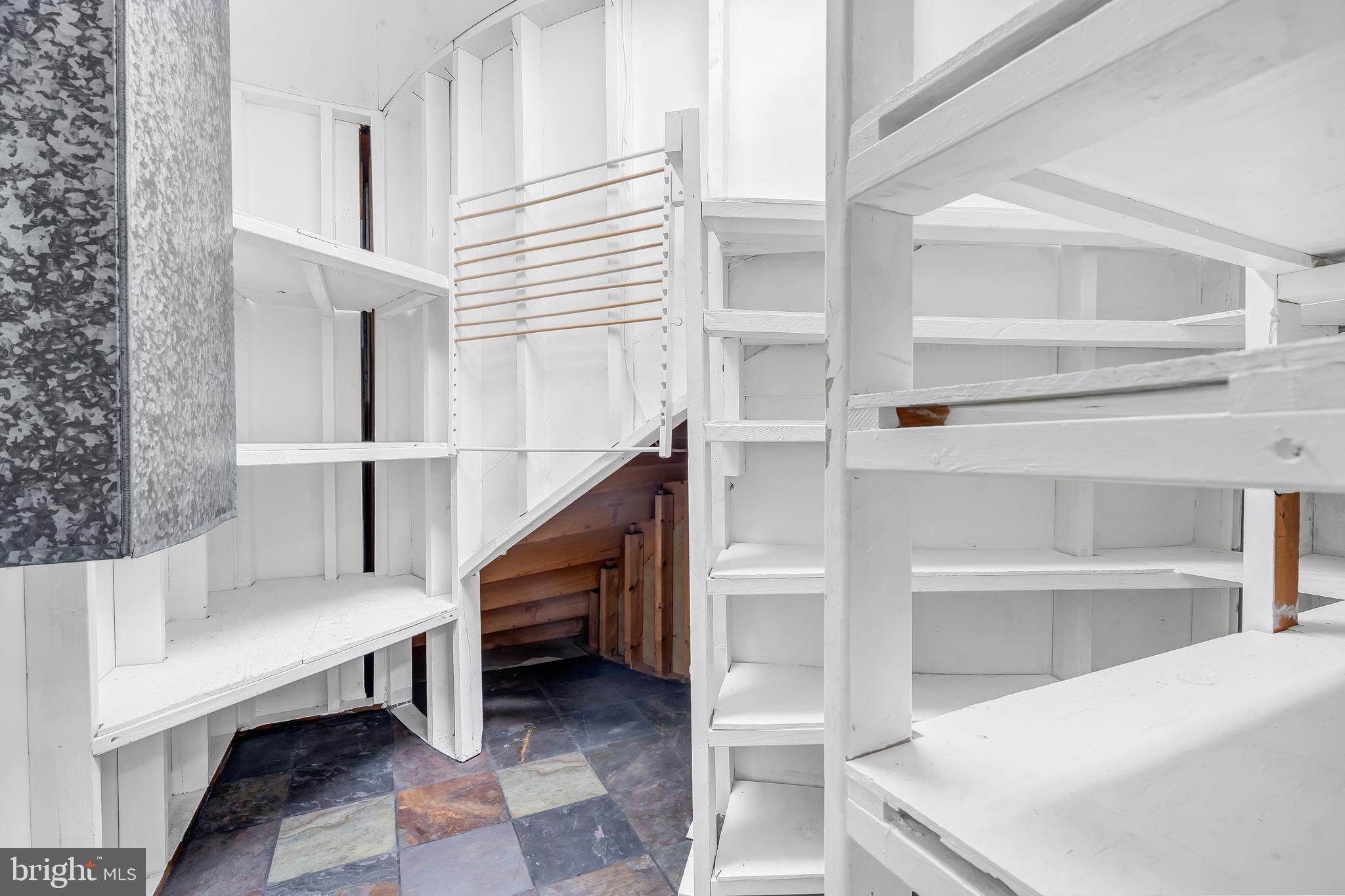 INDIAN QUEEN ESTATES - Residential