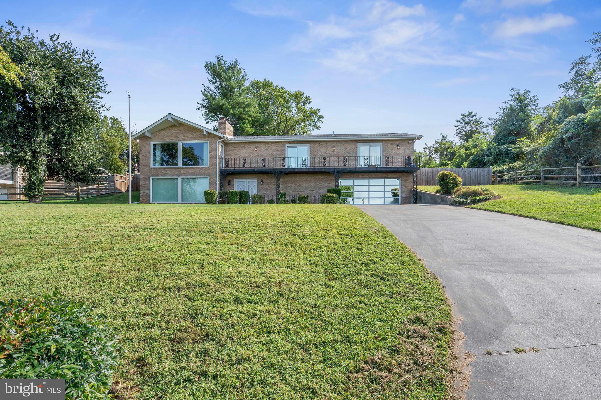 INDIAN QUEEN ESTATES - Residential