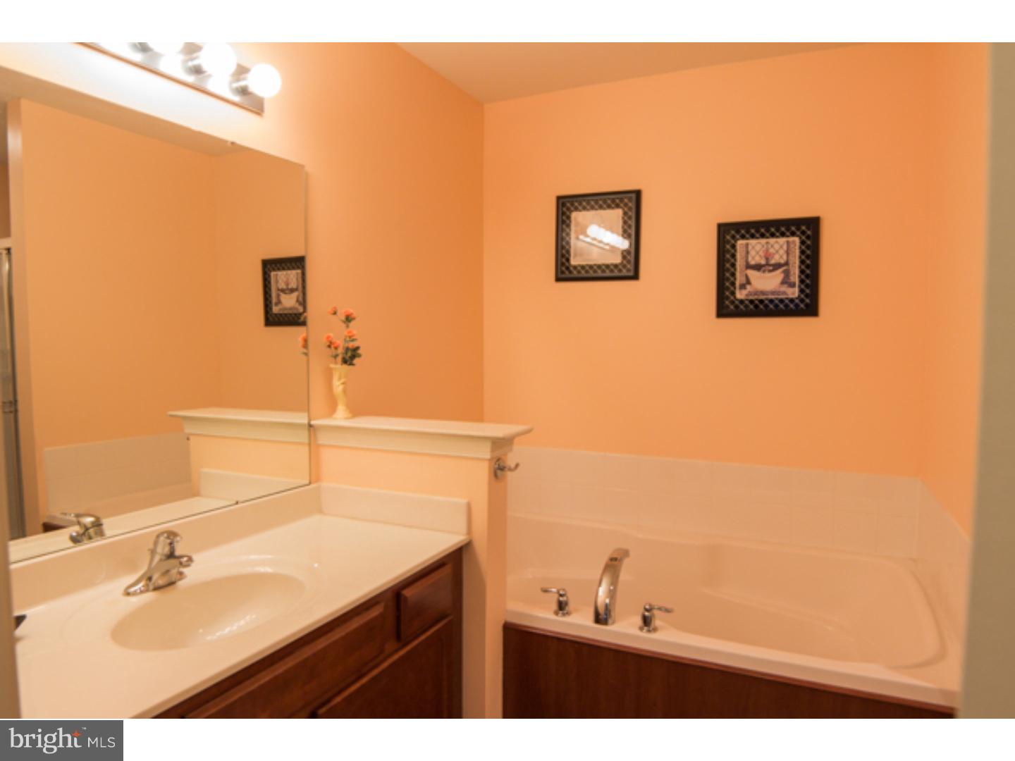 WILLOWBANK - Residential