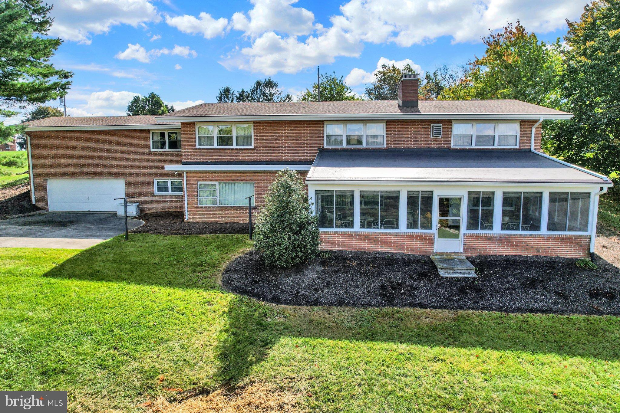 41 HILLCREST DRIVE