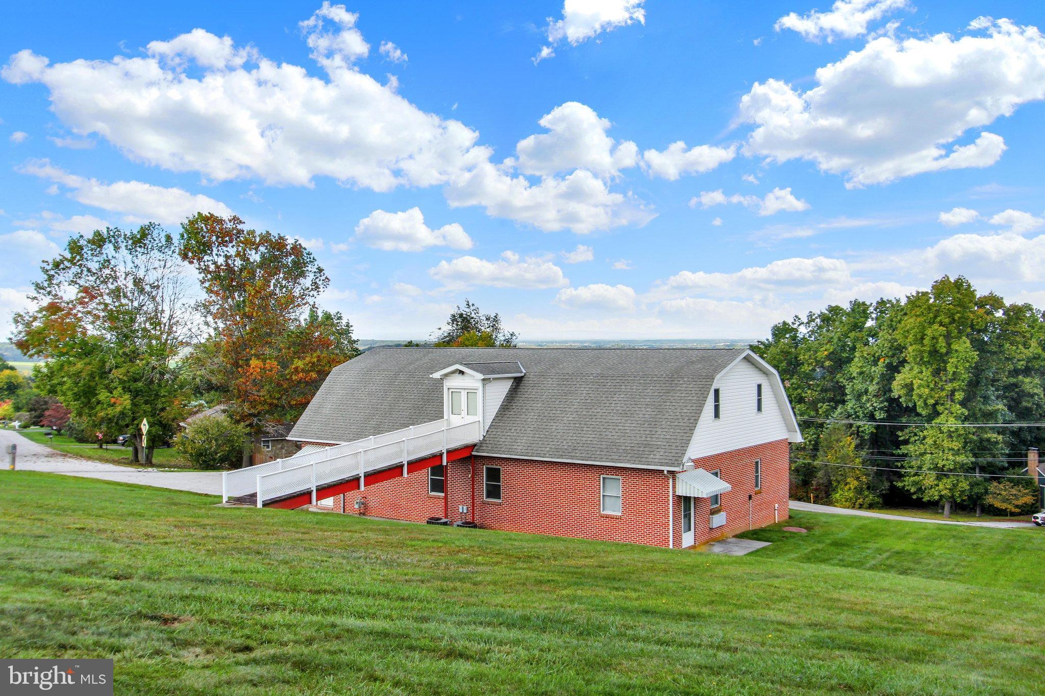 41 HILLCREST DRIVE