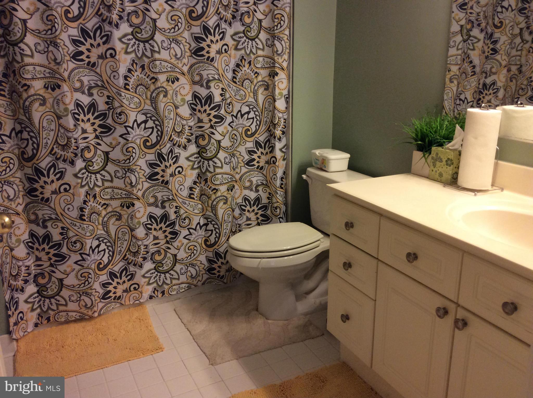 SAVOY PARK CONDOMINIUMS - Residential Lease