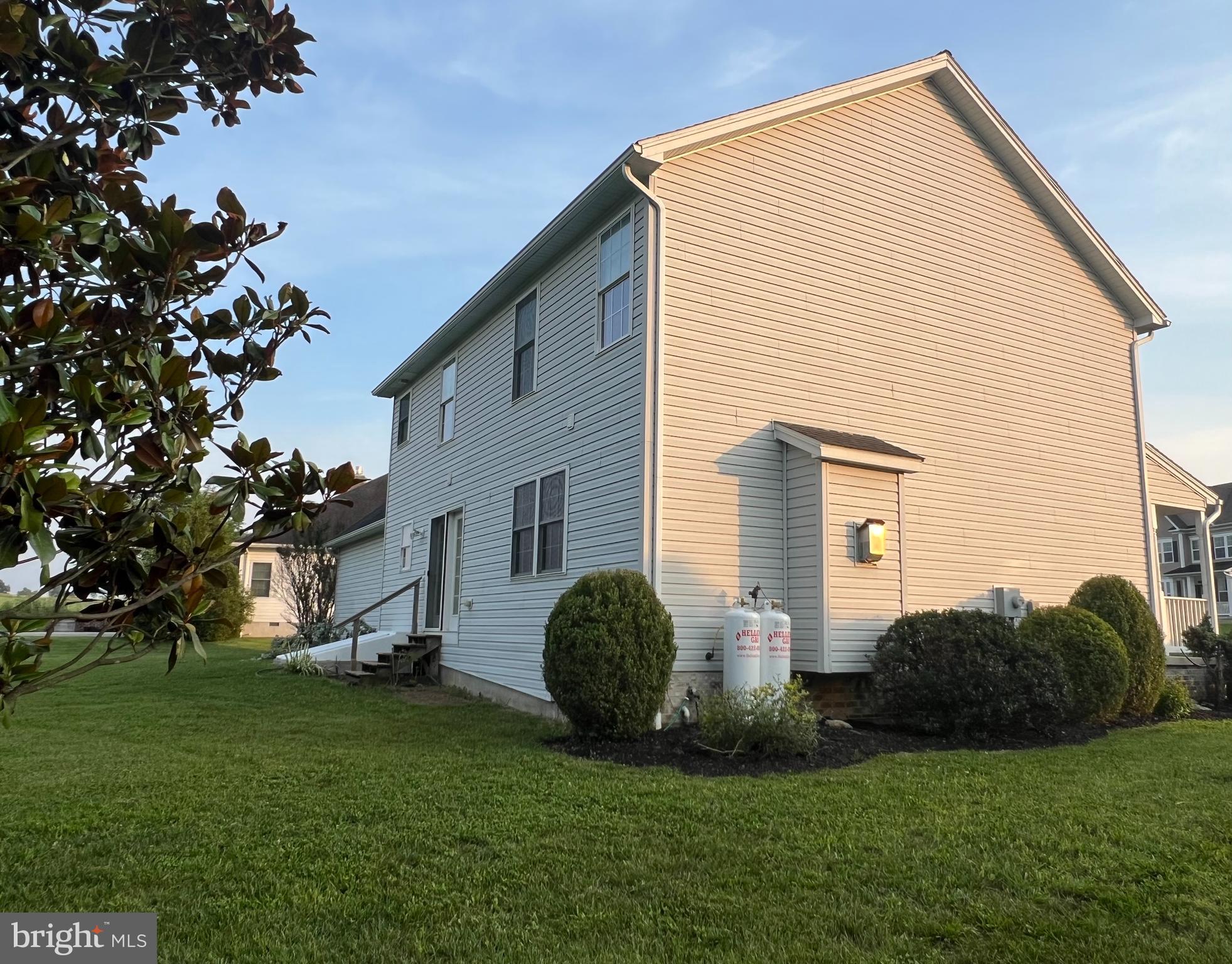 232 CREEKWOOD DRIVE