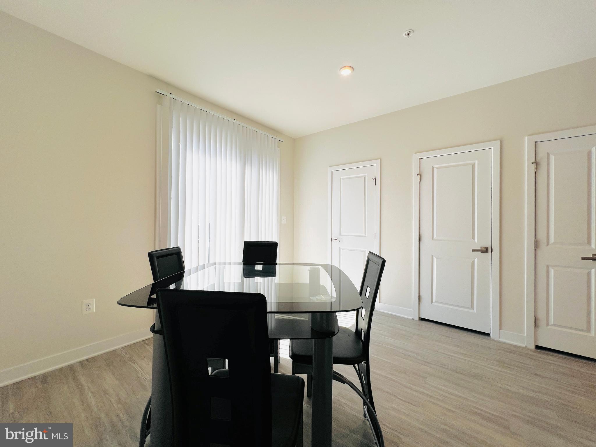 VILLAGE OF TOWNE SQUARE - Residential