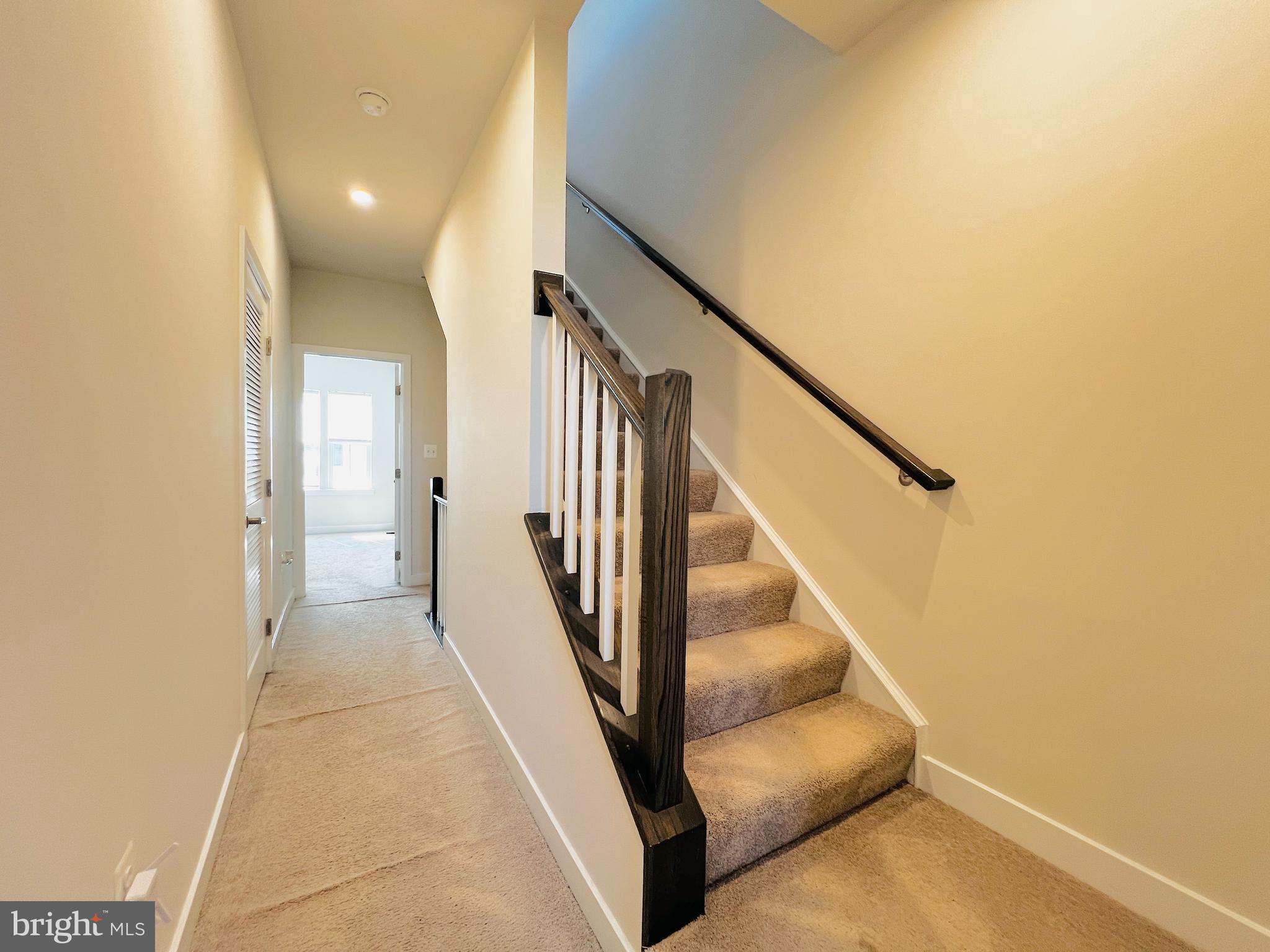 VILLAGE OF TOWNE SQUARE - Residential