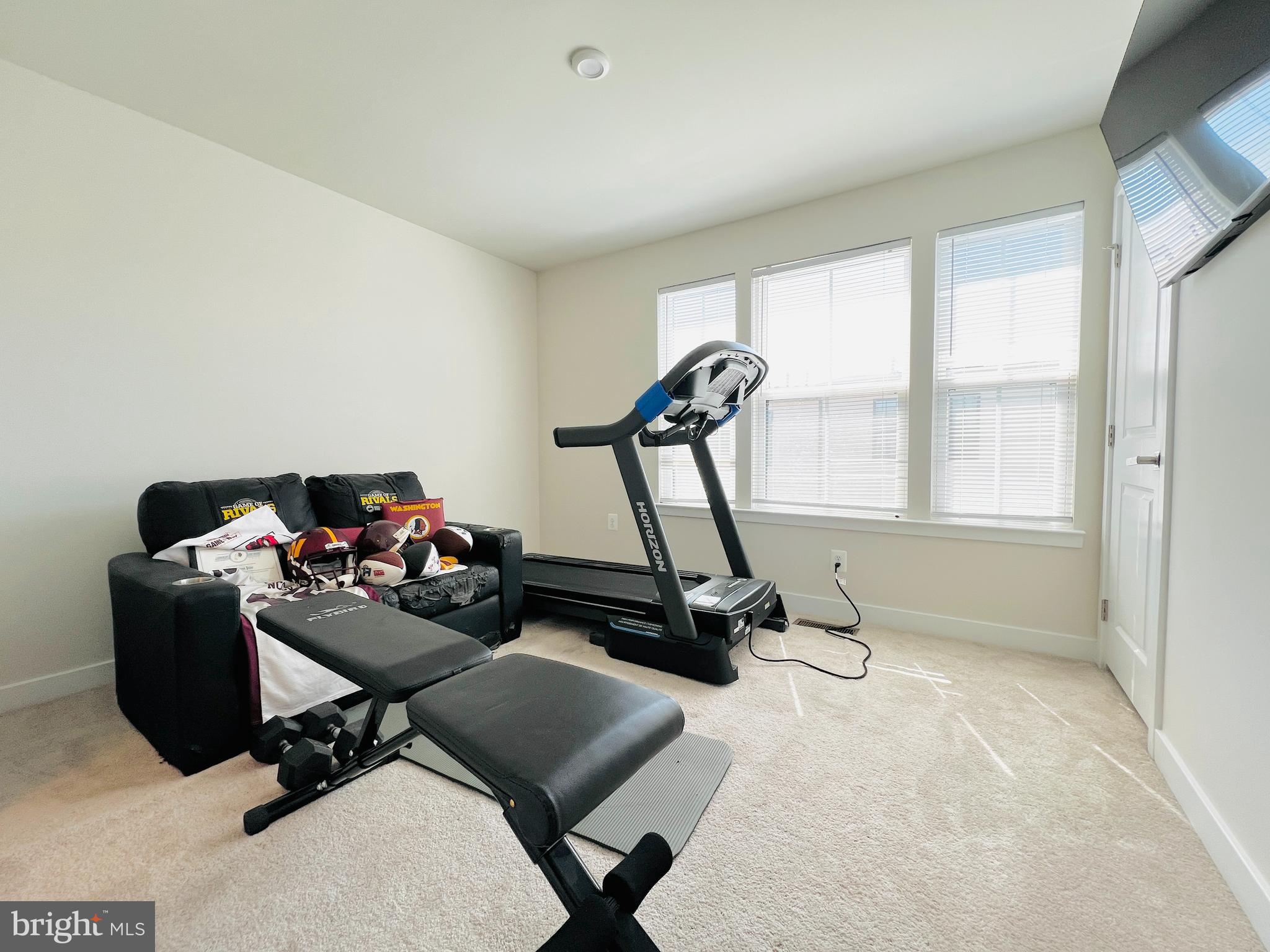 VILLAGE OF TOWNE SQUARE - Residential