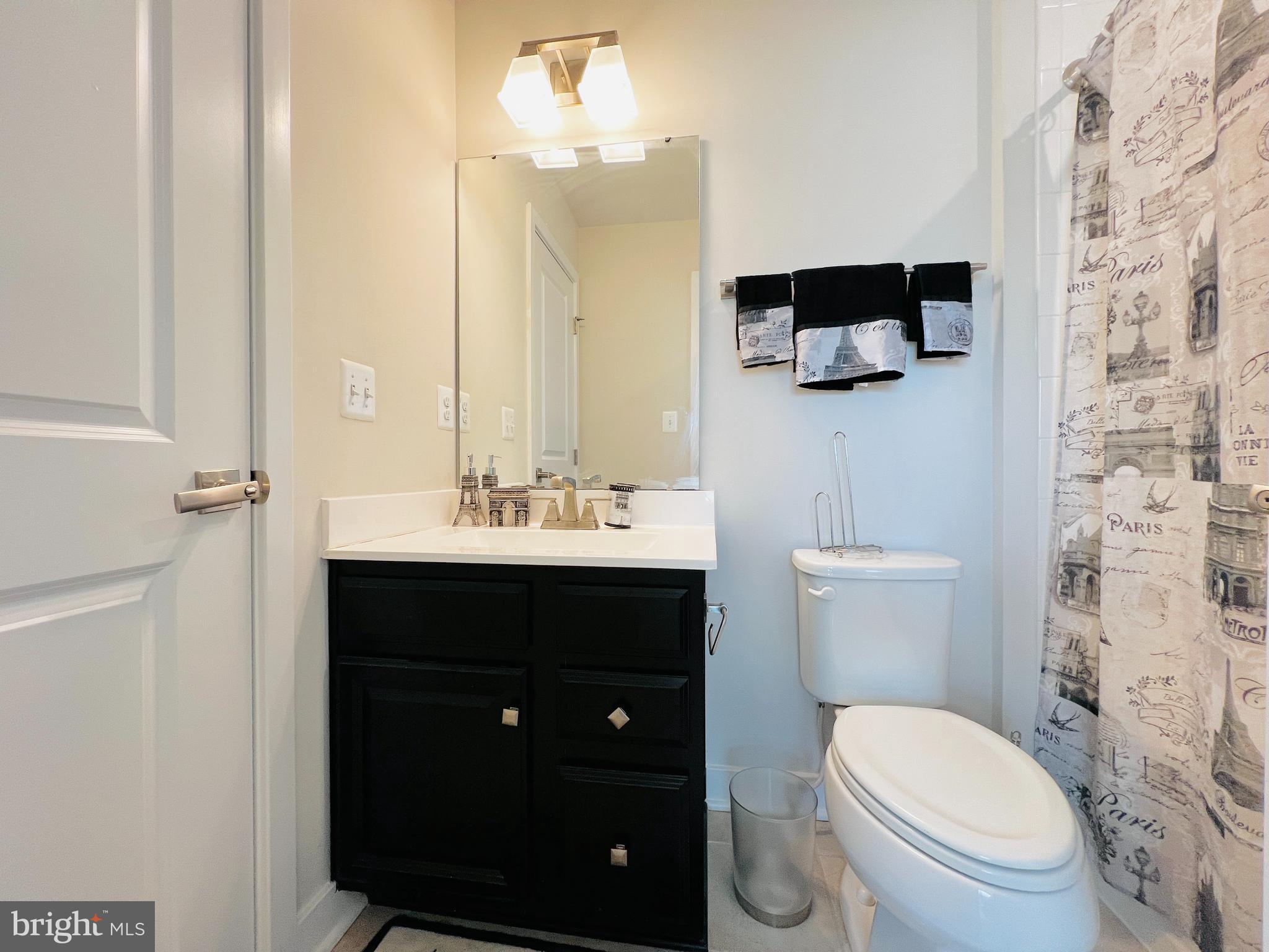 VILLAGE OF TOWNE SQUARE - Residential