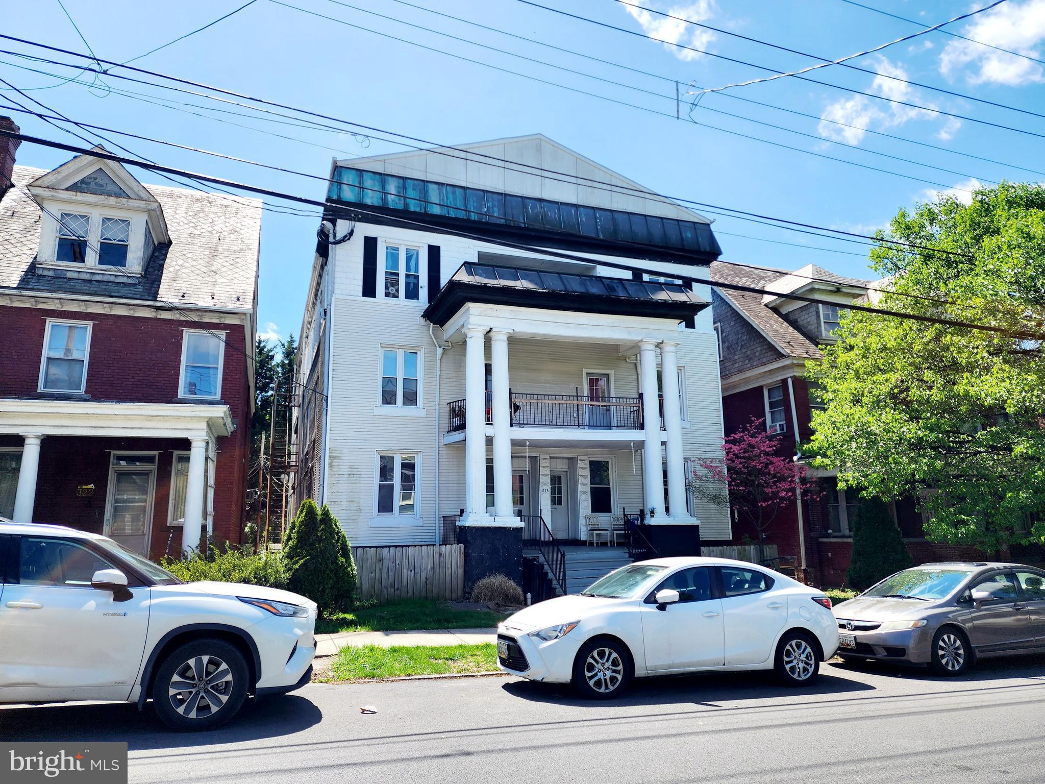 WEST SIDE - Commercial Sale