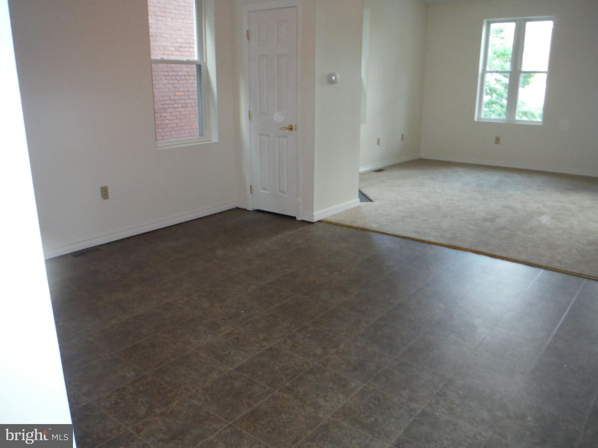 WEST SIDE - Commercial Sale