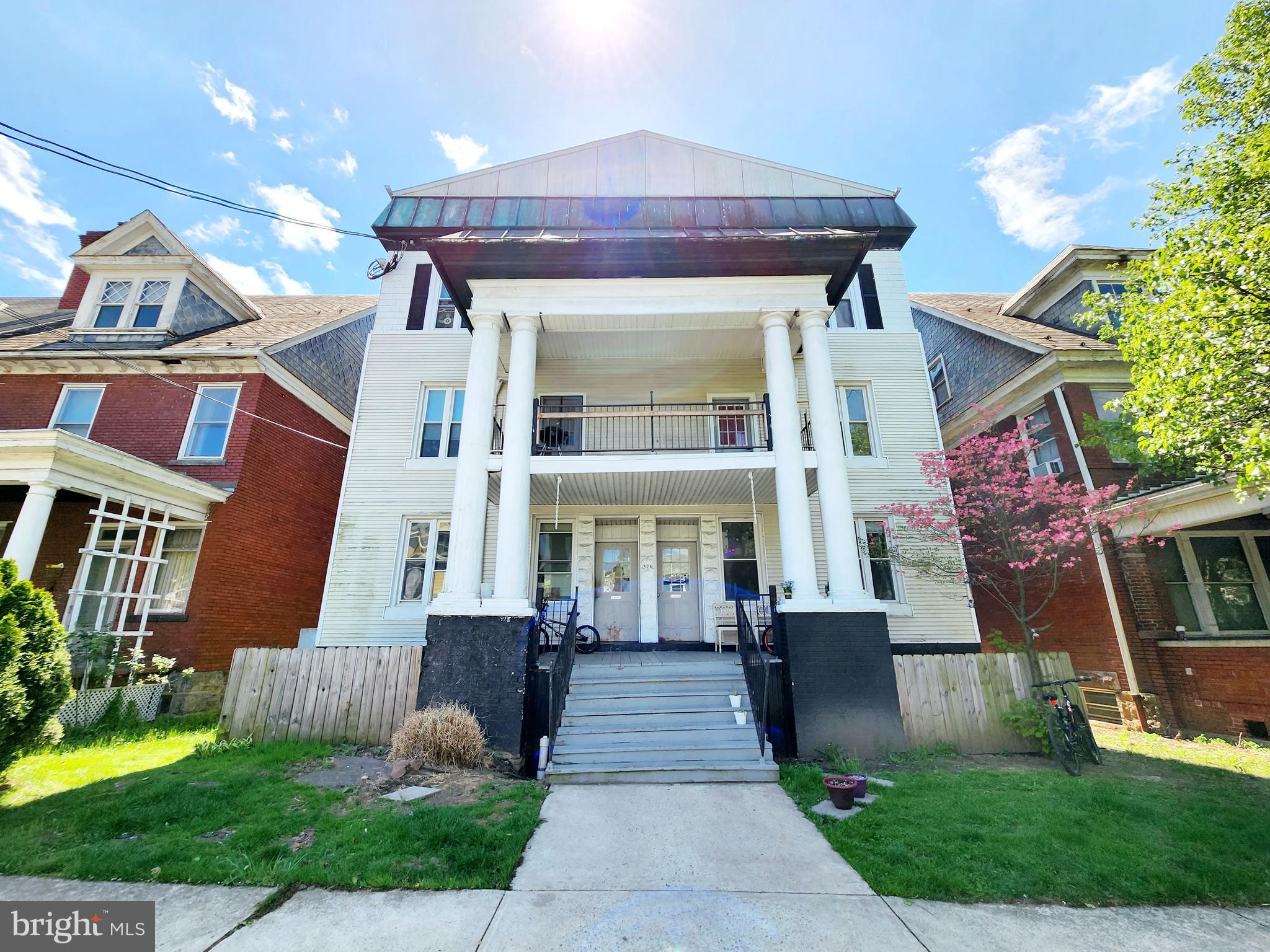 WEST SIDE - Commercial Sale