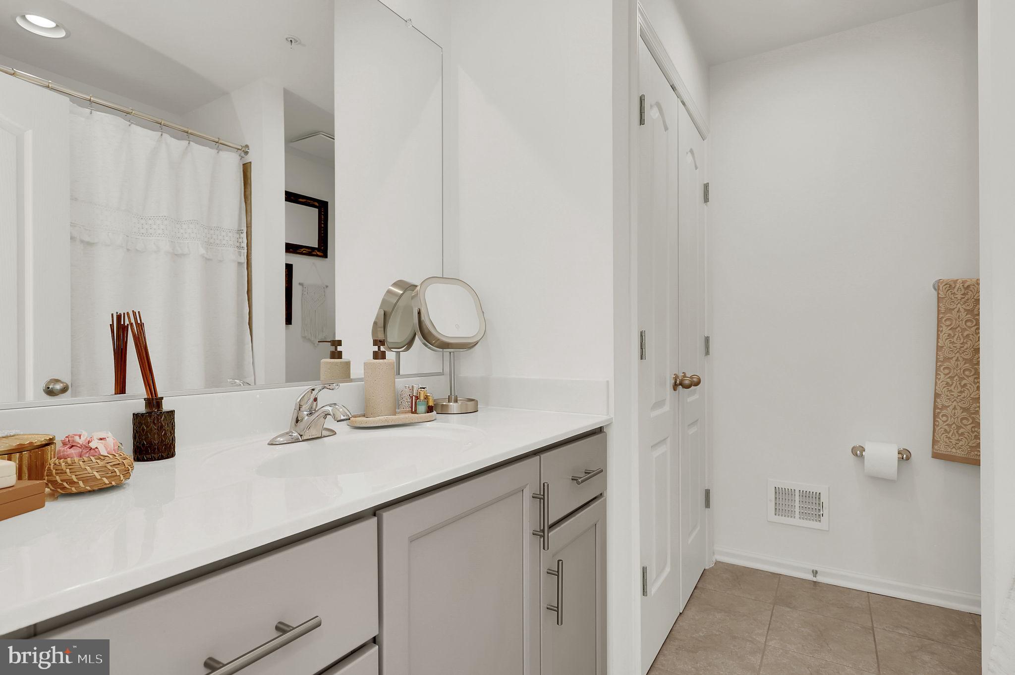 WESTFIELDS - Residential