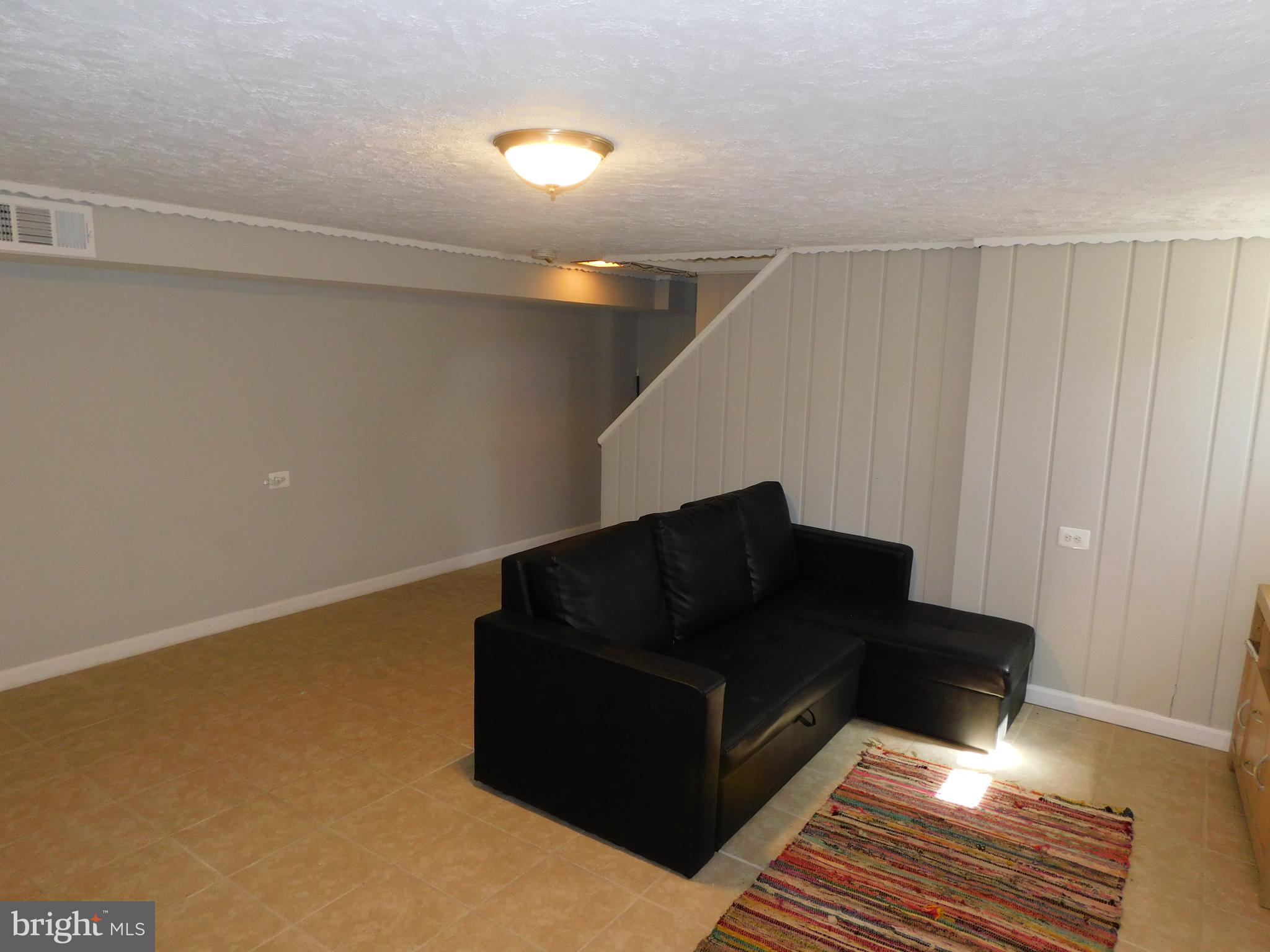 OXON RUN HILLS - Residential