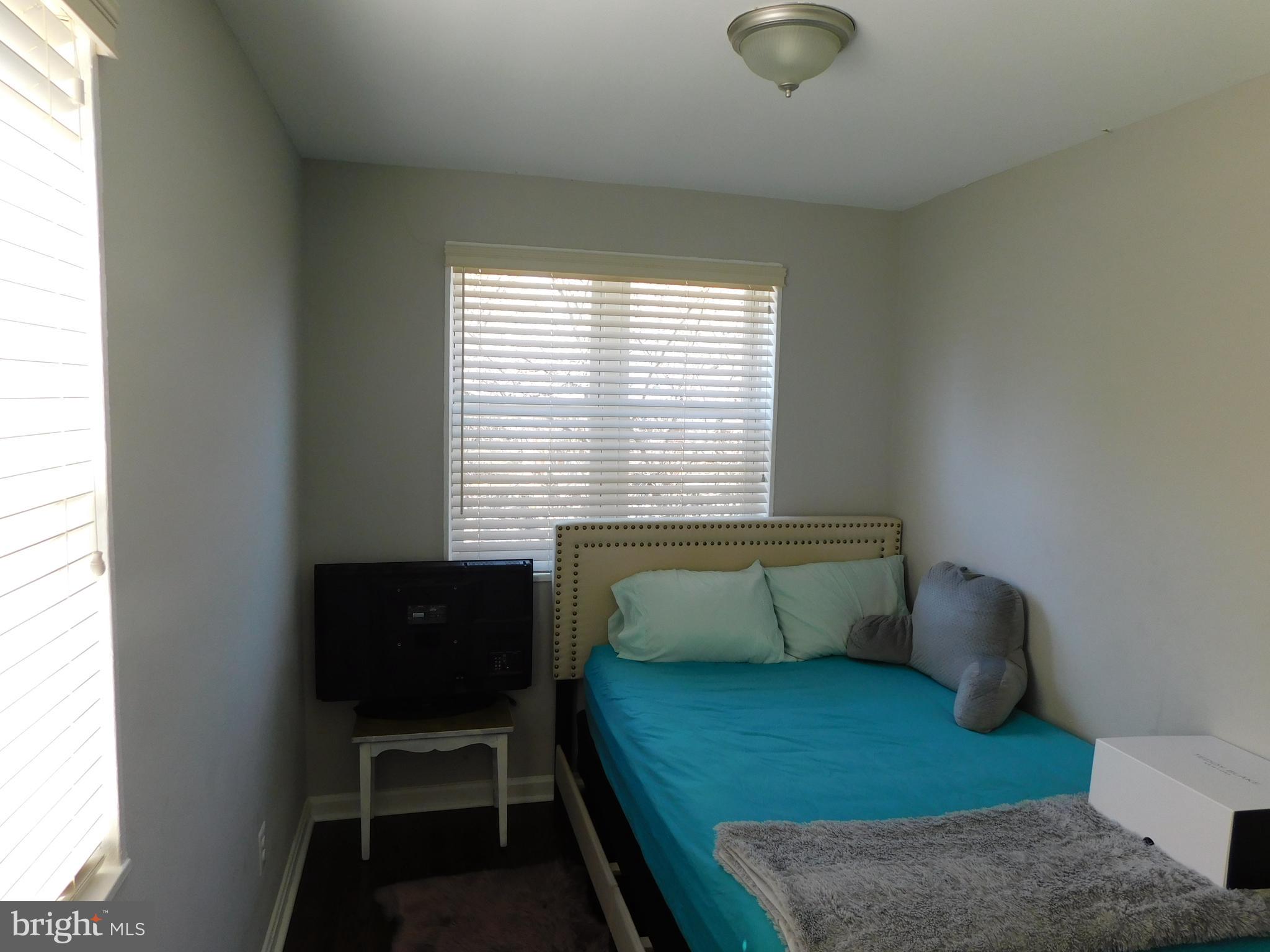 OXON RUN HILLS - Residential