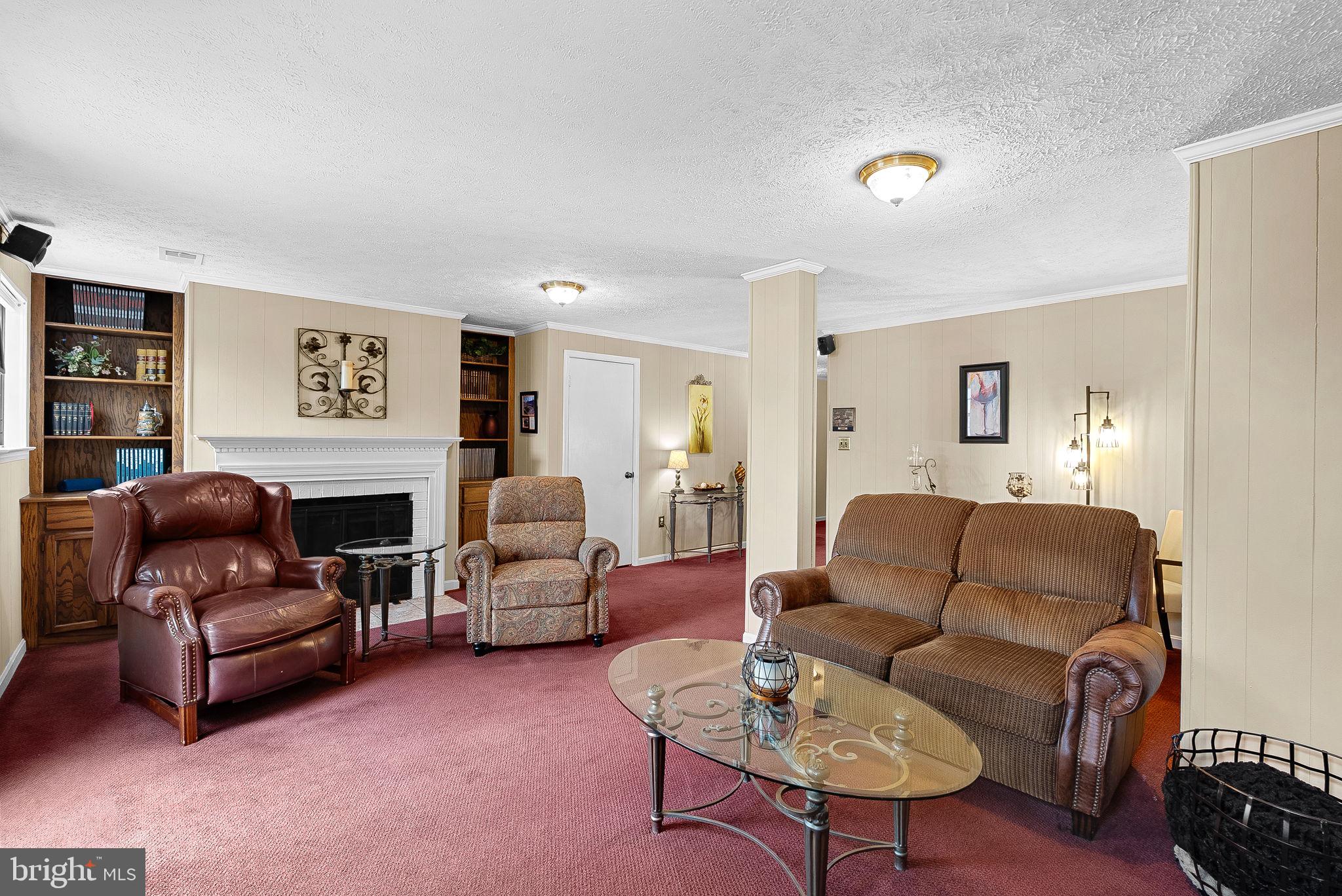 COUNTRYSIDE - Residential