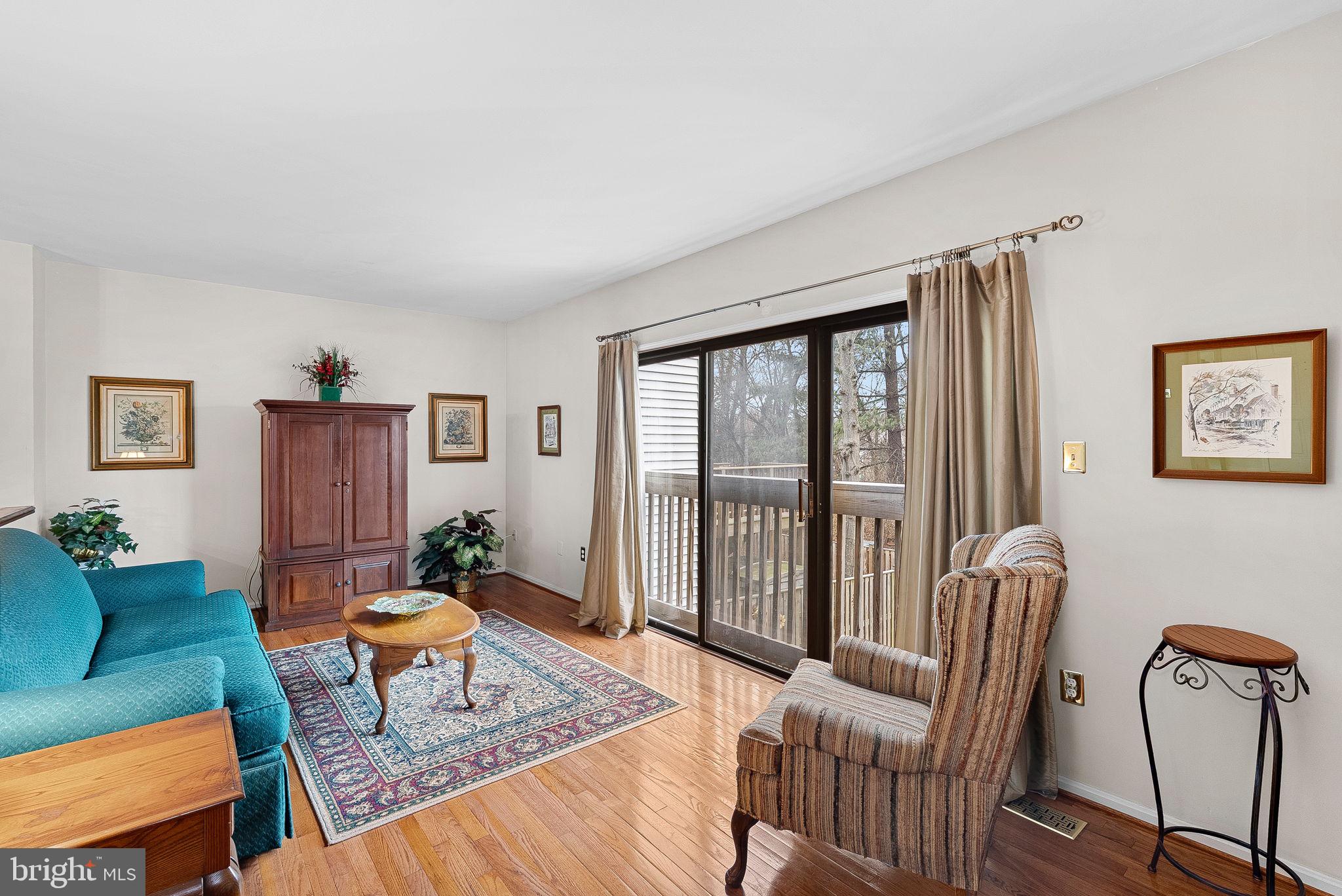 COUNTRYSIDE - Residential