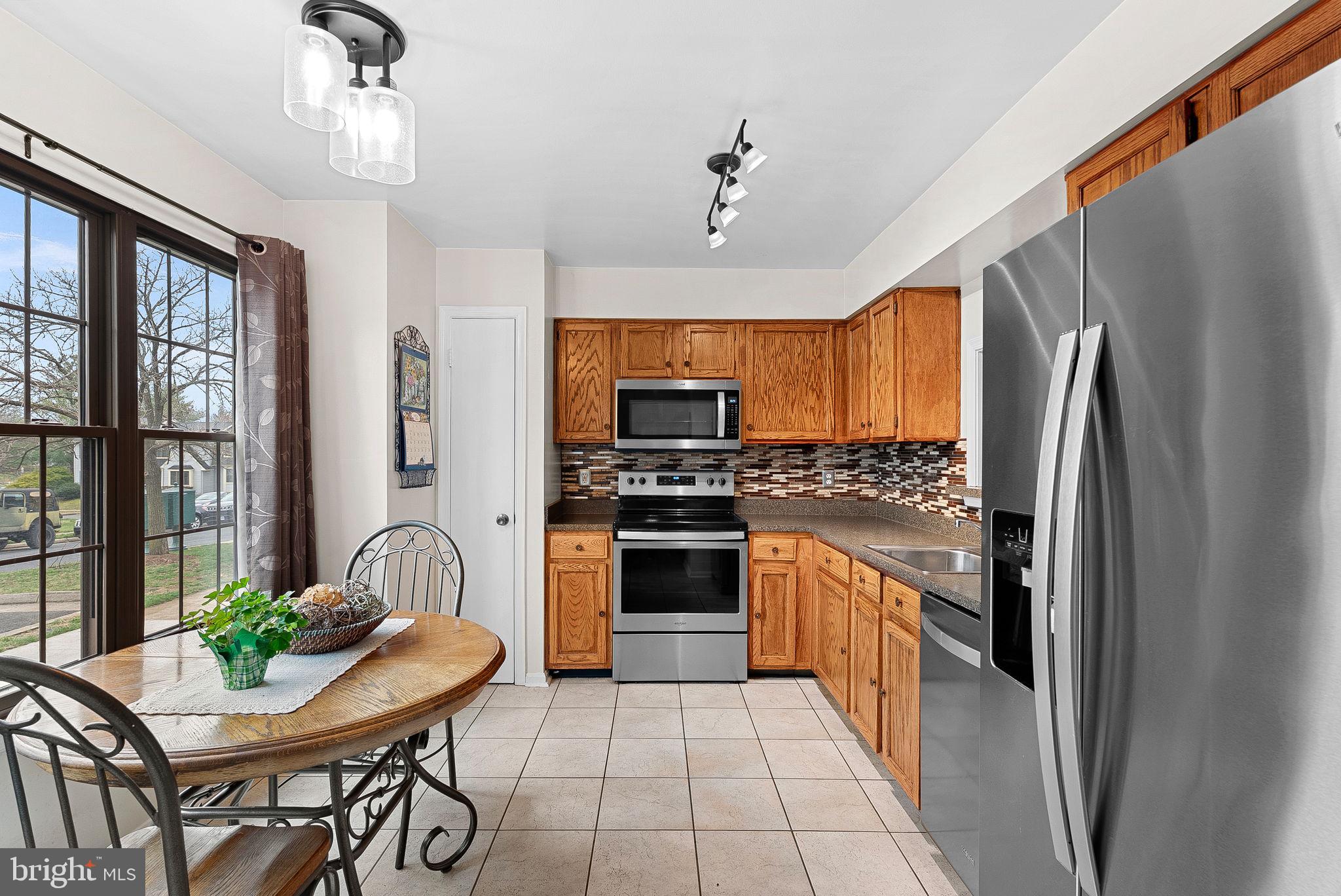 COUNTRYSIDE - Residential