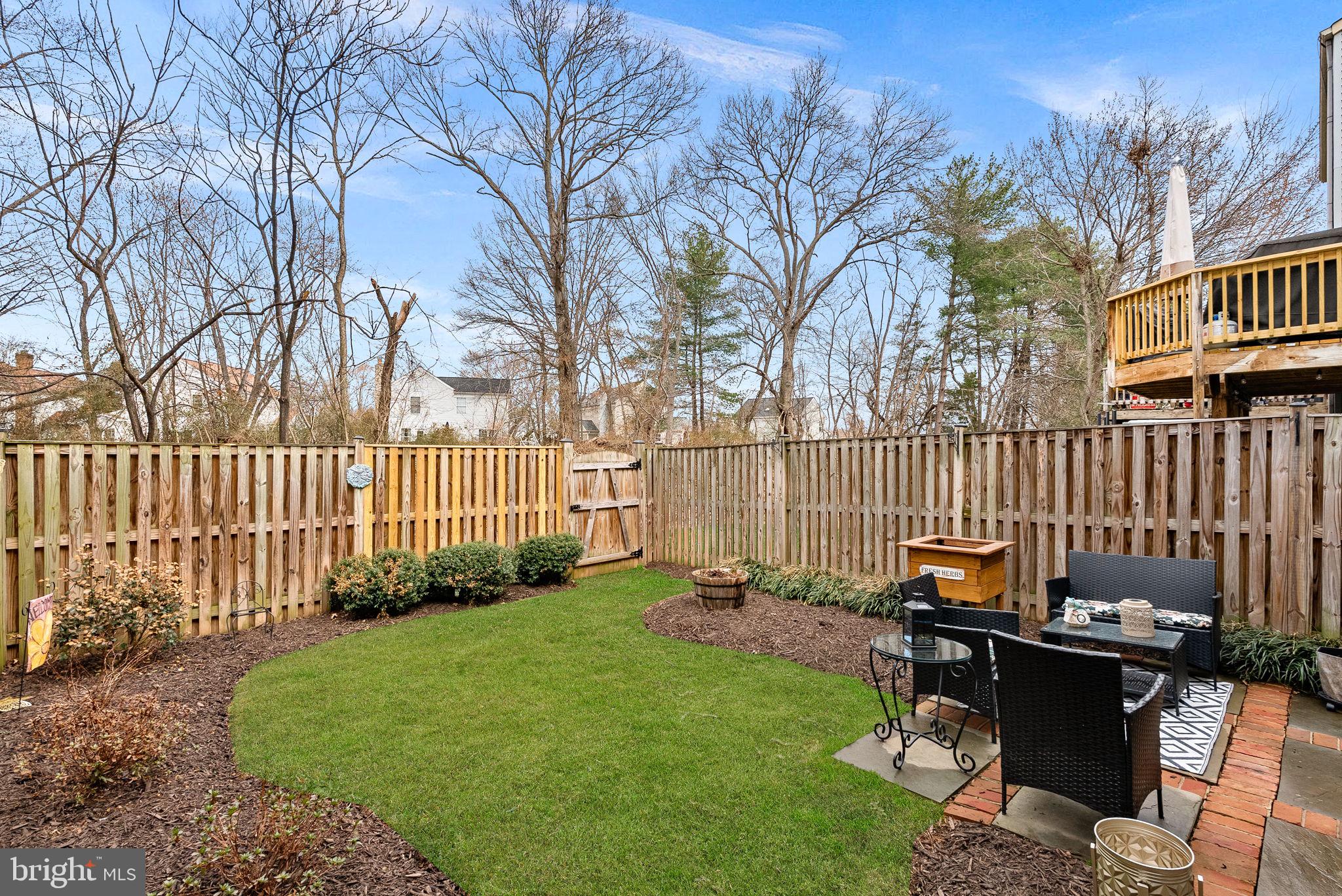 COUNTRYSIDE - Residential