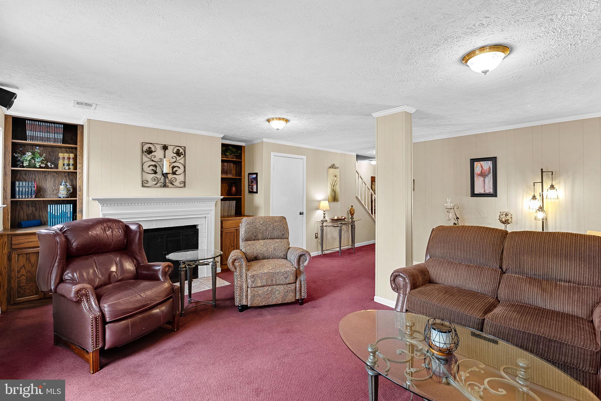 COUNTRYSIDE - Residential