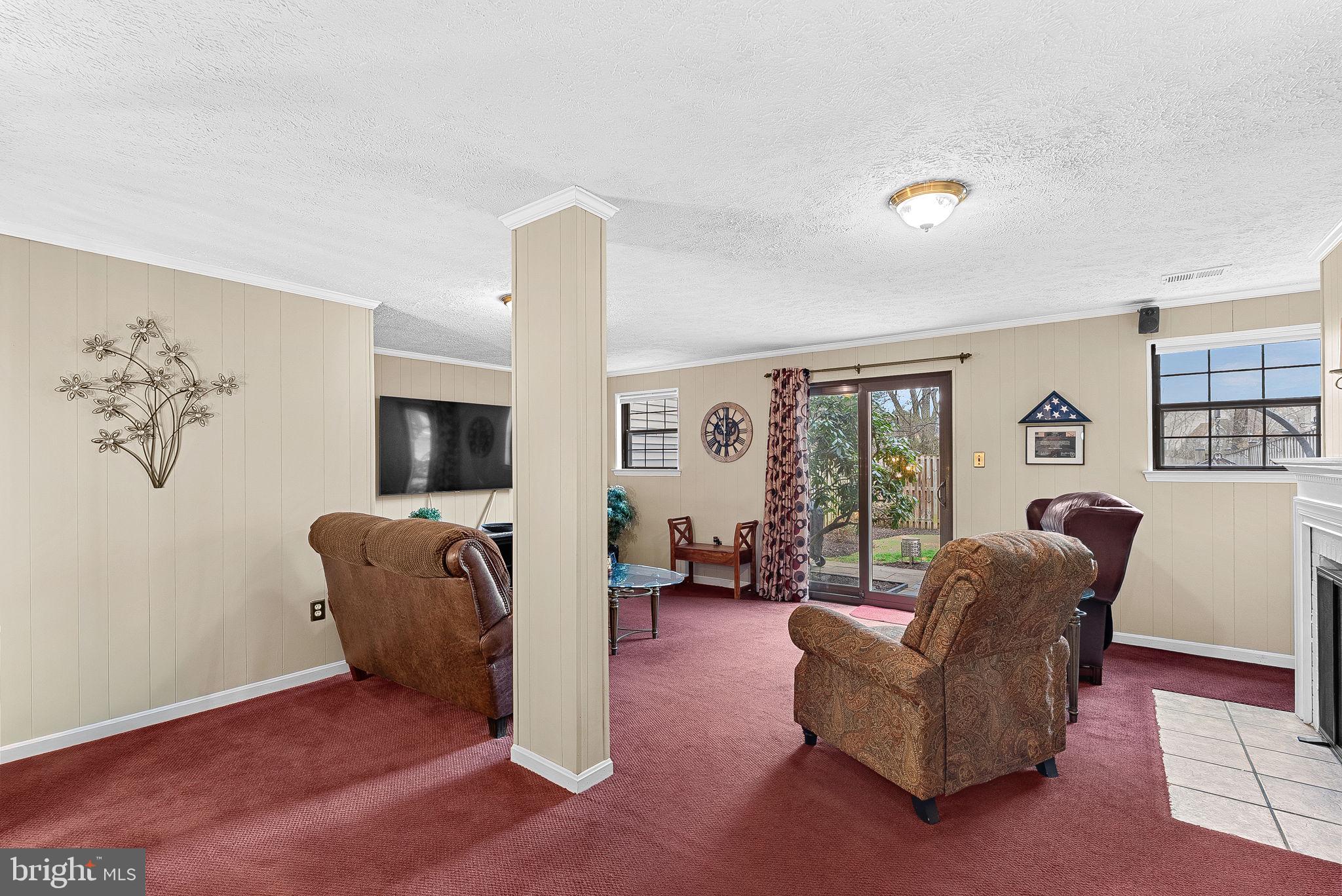 COUNTRYSIDE - Residential