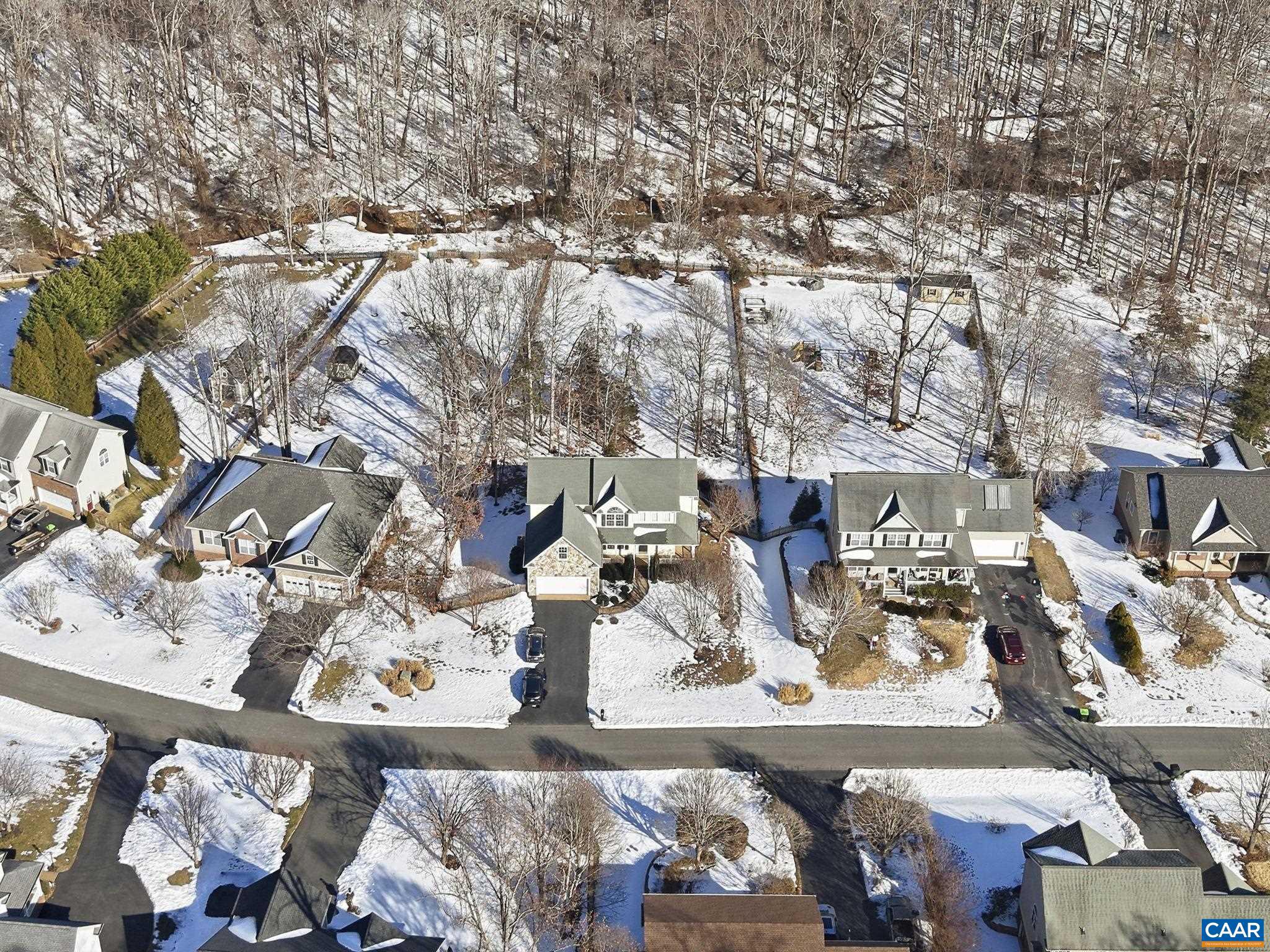 THE GLENN AT DEER LAKE ESTATES - Residential