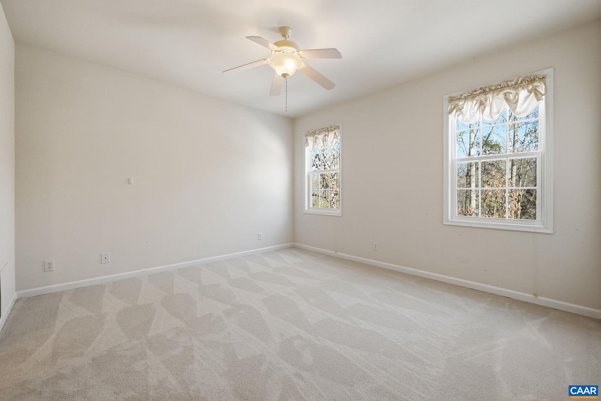 THE GLENN AT DEER LAKE ESTATES - Residential