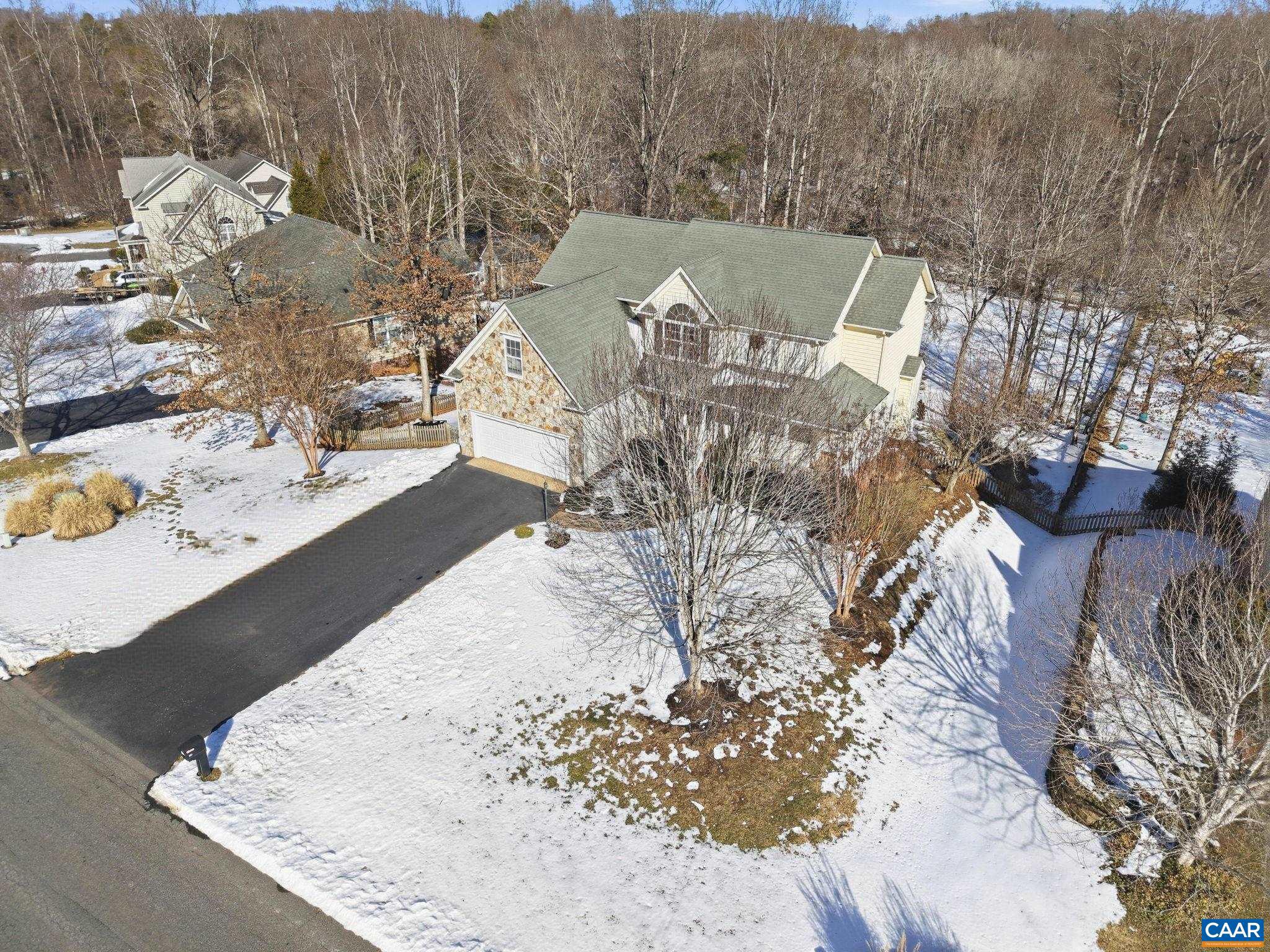 THE GLENN AT DEER LAKE ESTATES - Residential