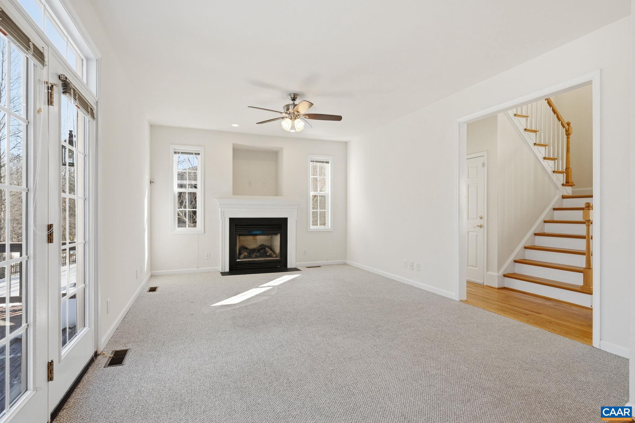 THE GLENN AT DEER LAKE ESTATES - Residential