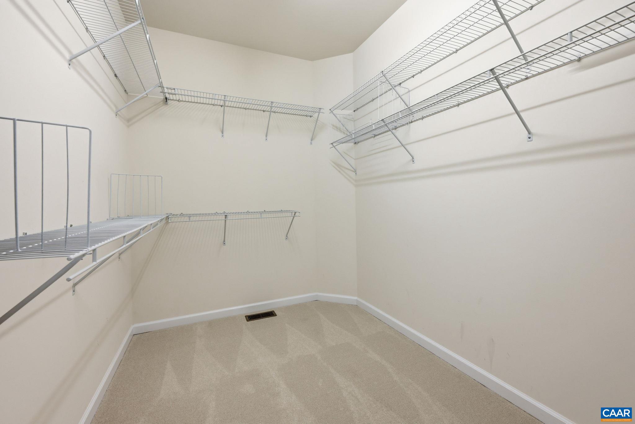 THE GLENN AT DEER LAKE ESTATES - Residential