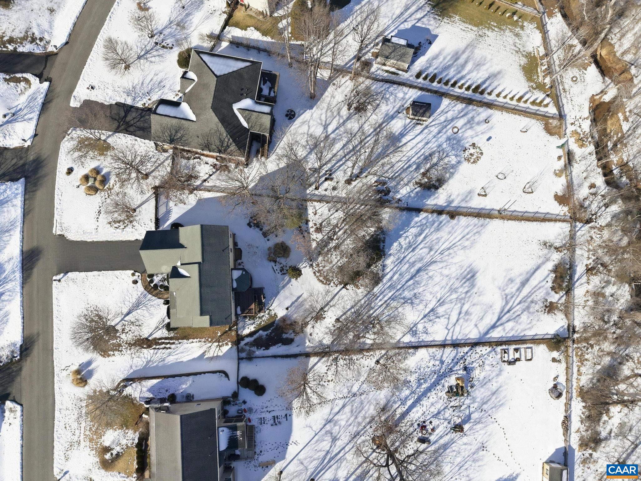 THE GLENN AT DEER LAKE ESTATES - Residential