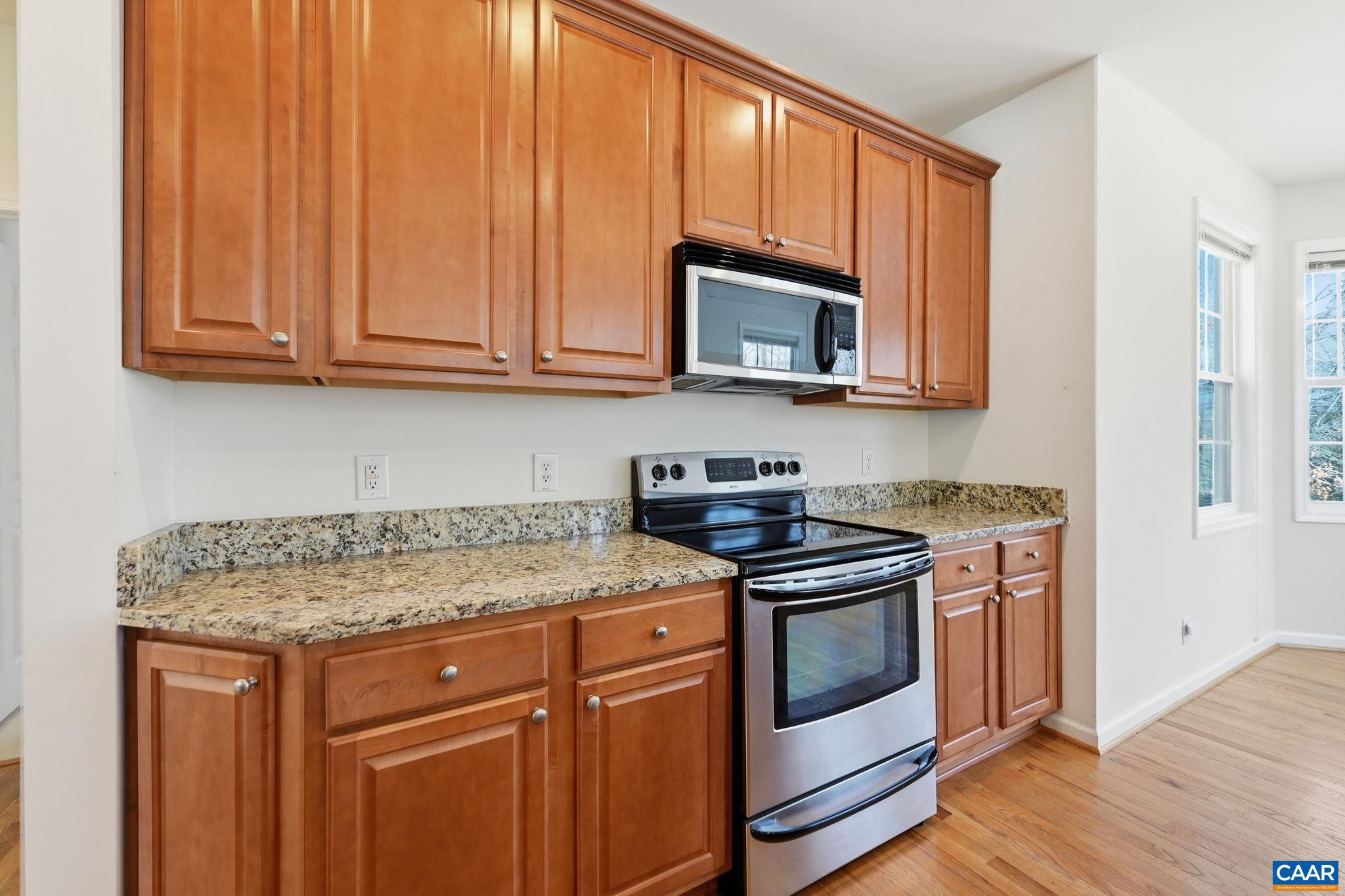 THE GLENN AT DEER LAKE ESTATES - Residential