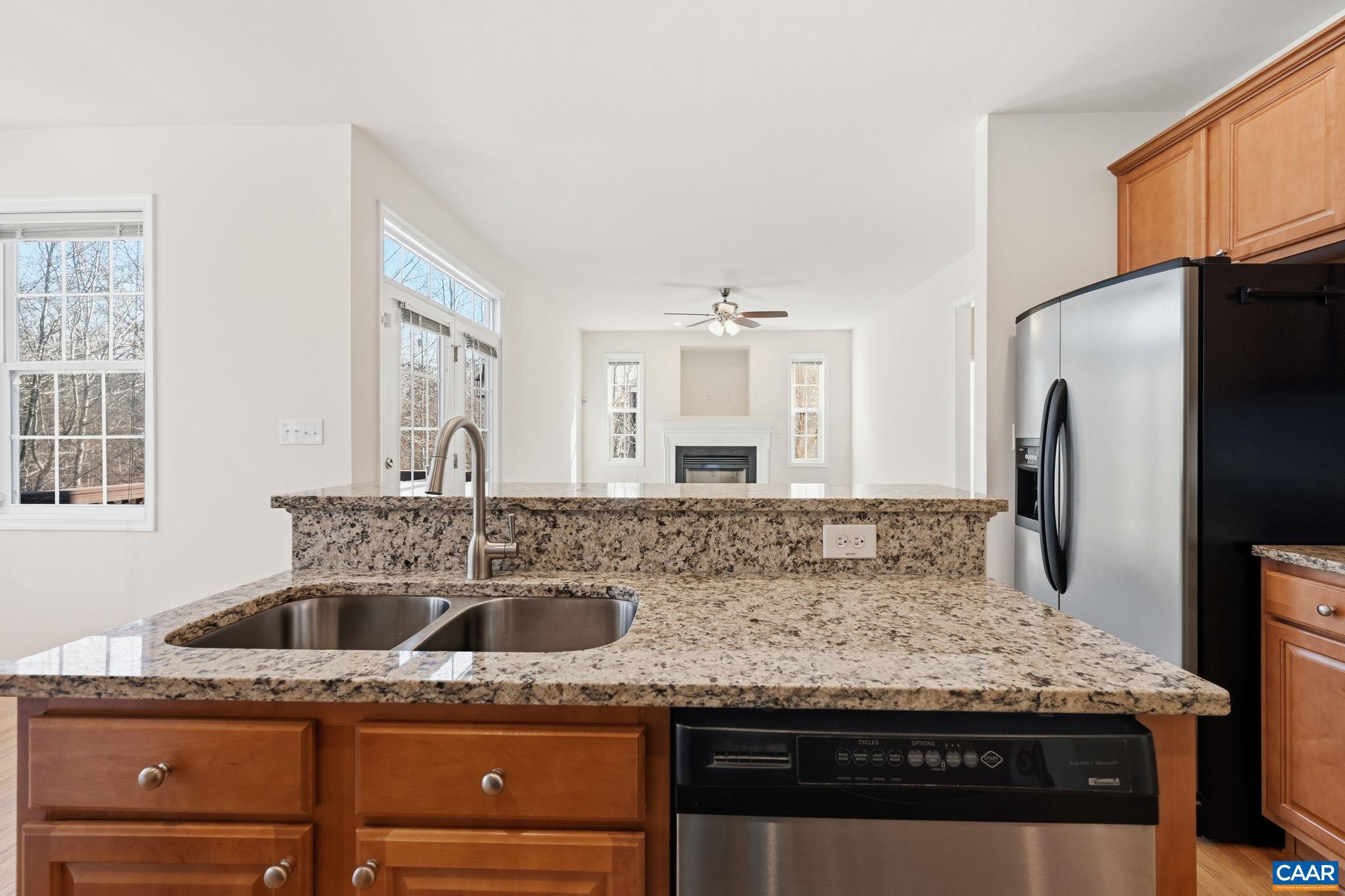 THE GLENN AT DEER LAKE ESTATES - Residential