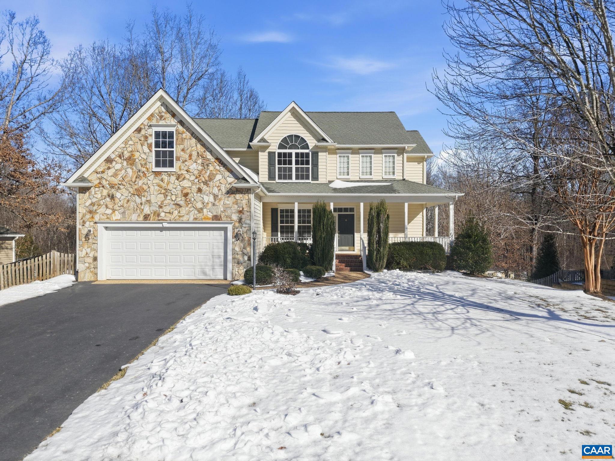 THE GLENN AT DEER LAKE ESTATES - Residential